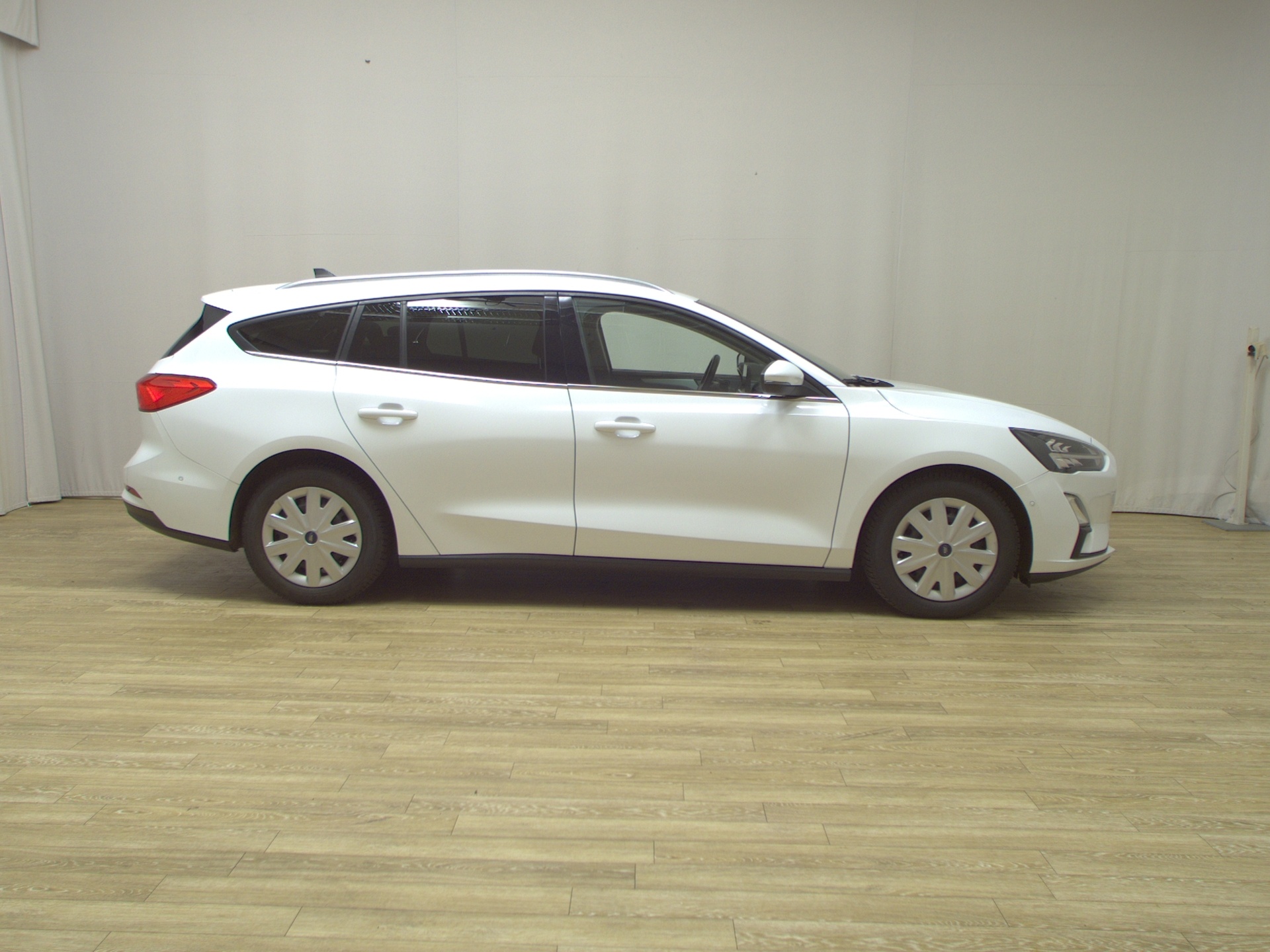 Ford Focus Turnier 1.5 EB Cool&Connect Navi LED RfK