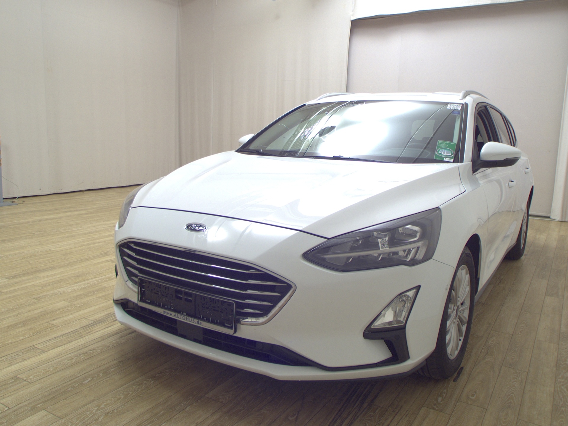 Ford Focus Turnier 2.0 EB Titanium Navi LED Shz RFK 2