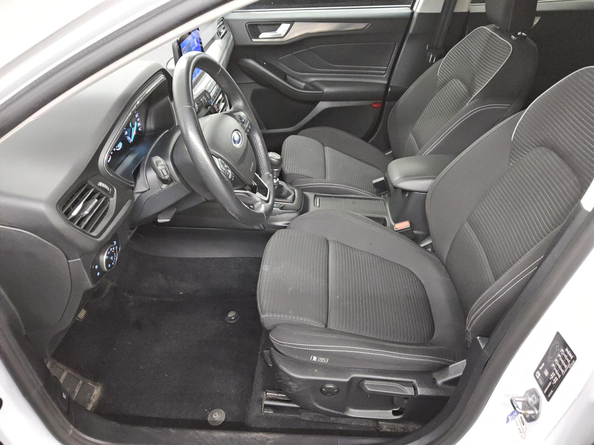 Ford Focus Turnier 2.0 EB Titanium Navi LED Shz RFK 8