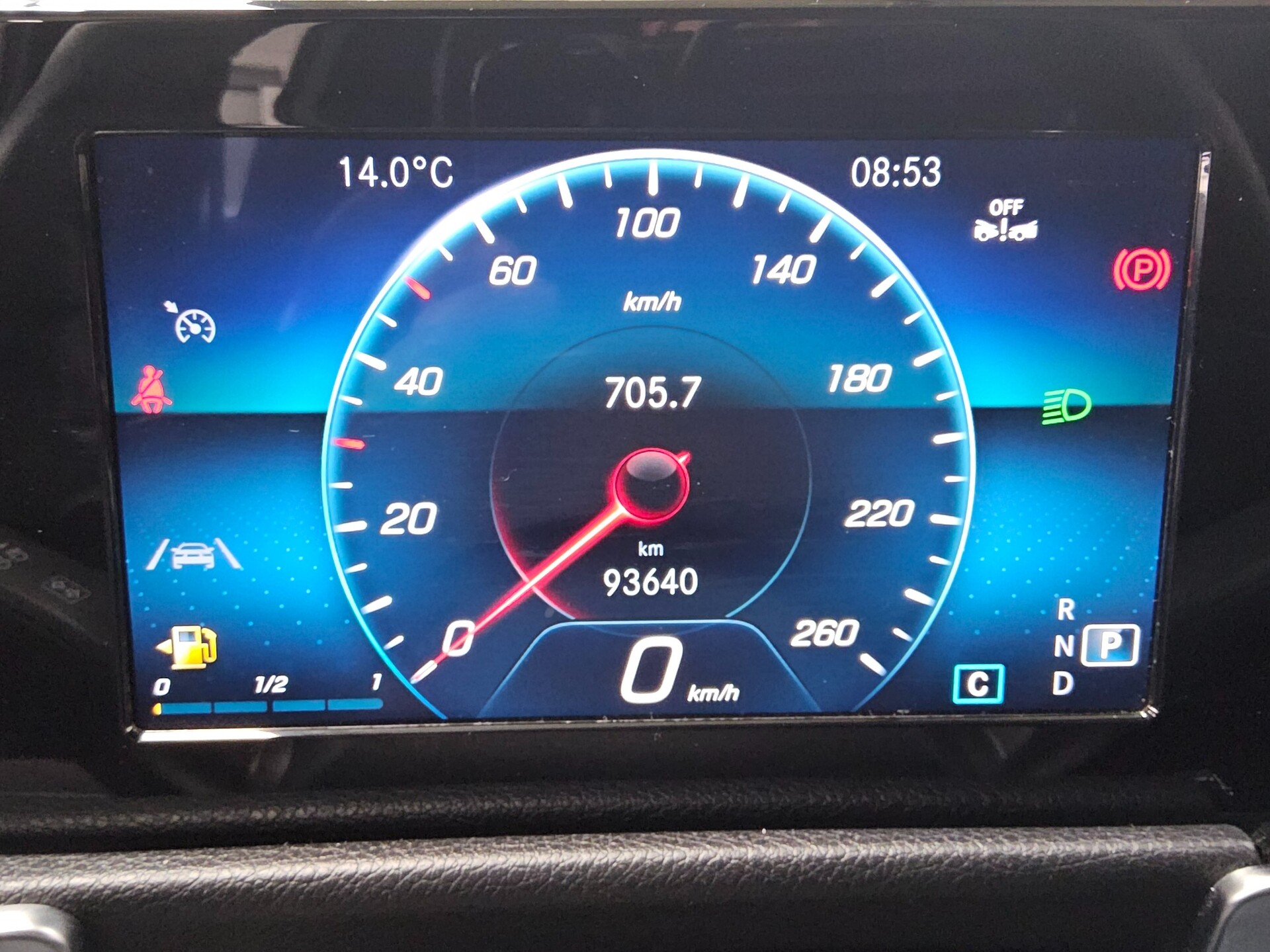 Mercedes-Benz GLB 200 d Progressive T-Leder Navi RfK PDC Shz 8