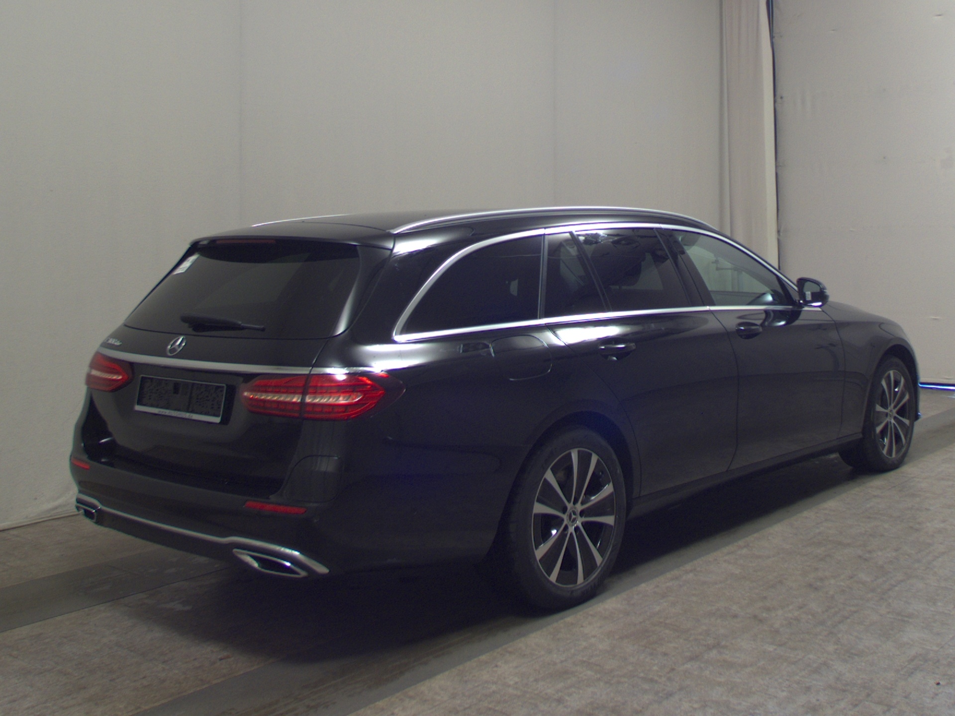 Mercedes-Benz E 300 T de Avantgarde Navi LED Widescreen RfK 4