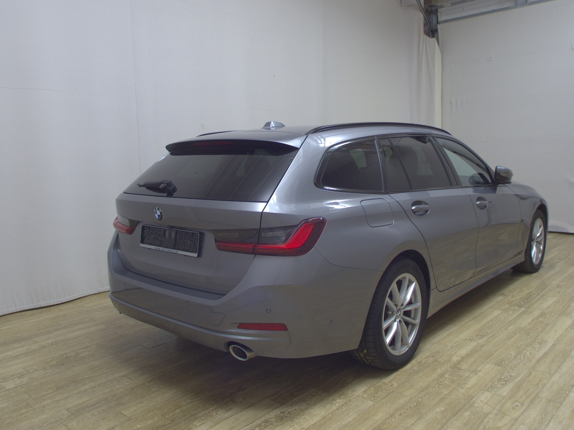 BMW 318dA Touring T-Leder Navi Pano HuD Curved LED 4