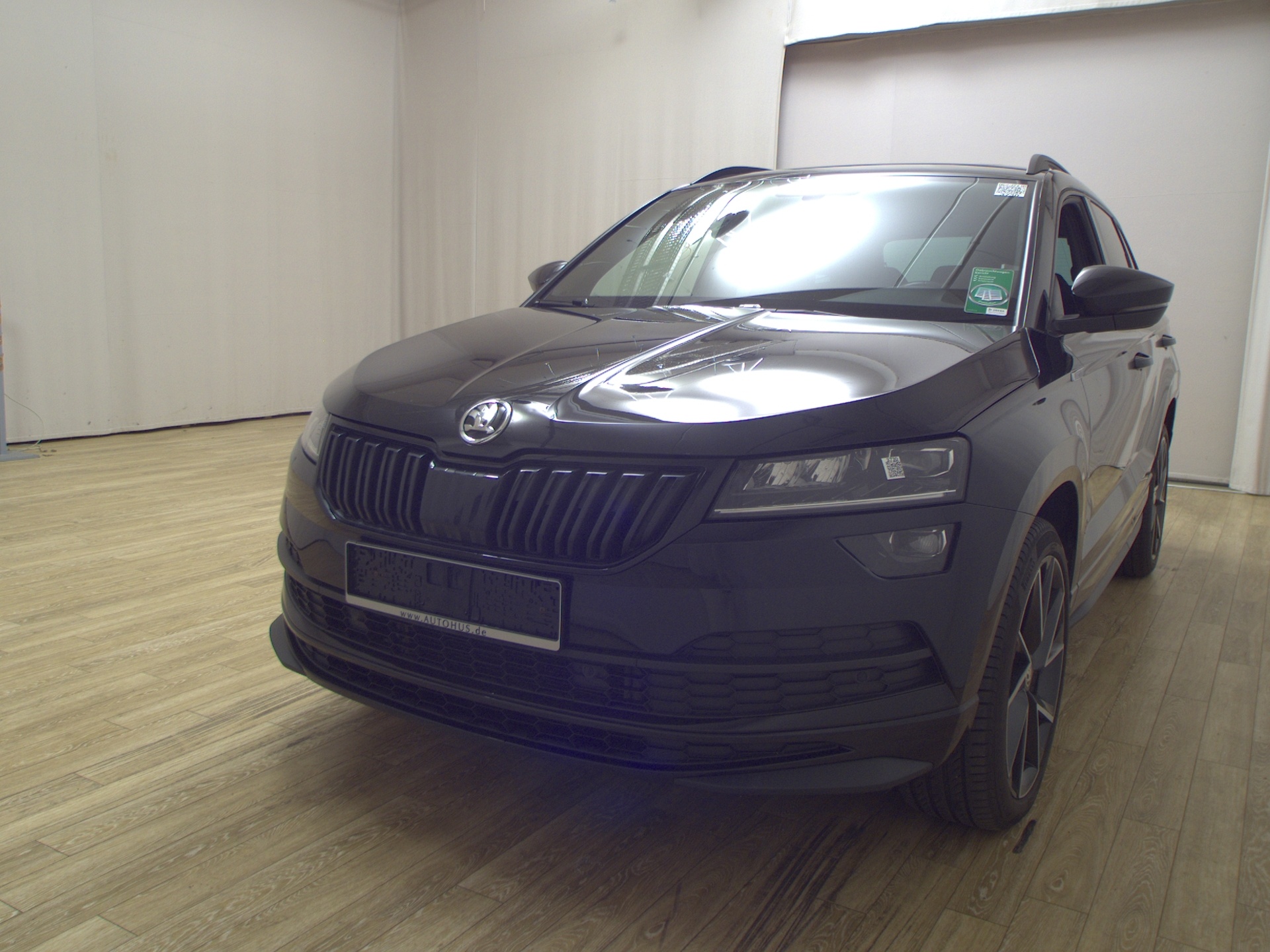 Skoda Karoq 2.0 TDI 4x4 SportLine Navi Pano LED AHK 2