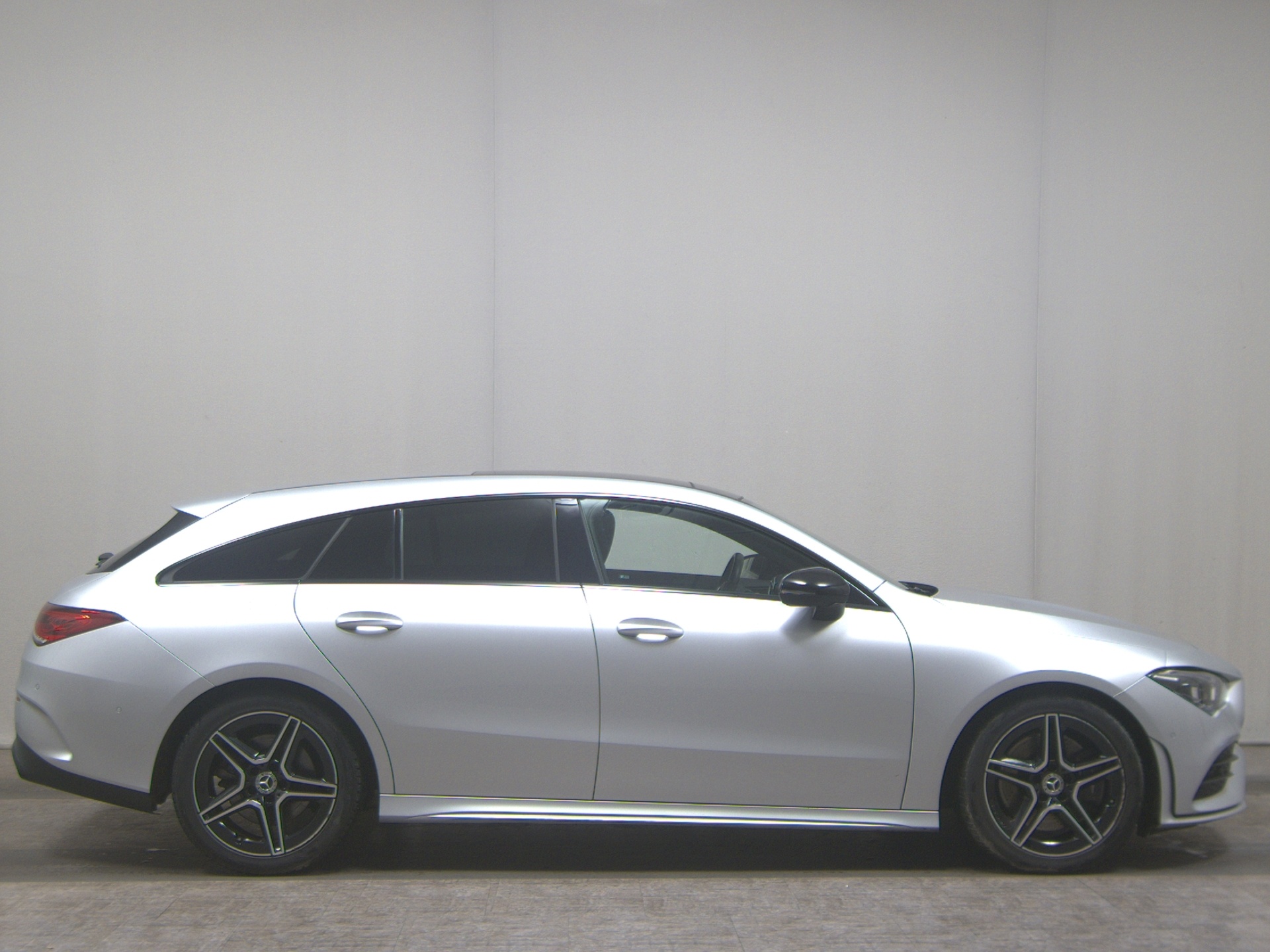 Mercedes-Benz CLA 250 Shooting Brake 4M AMG-Line Navi Pano LED