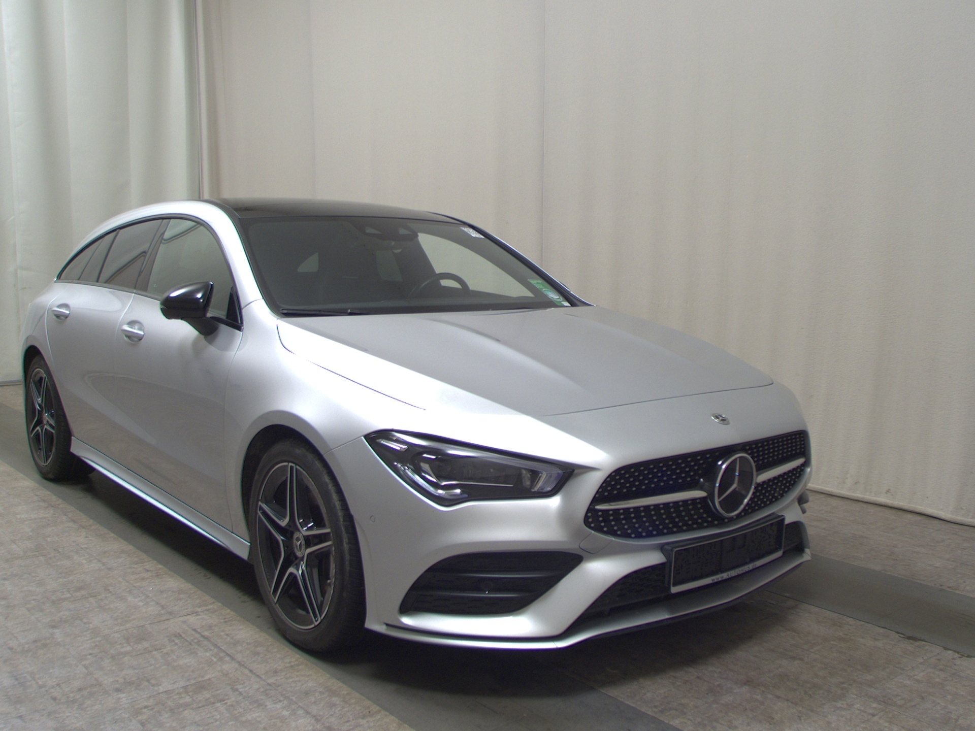 Mercedes-Benz CLA 250 Shooting Brake 4M AMG-Line Navi Pano LED 3
