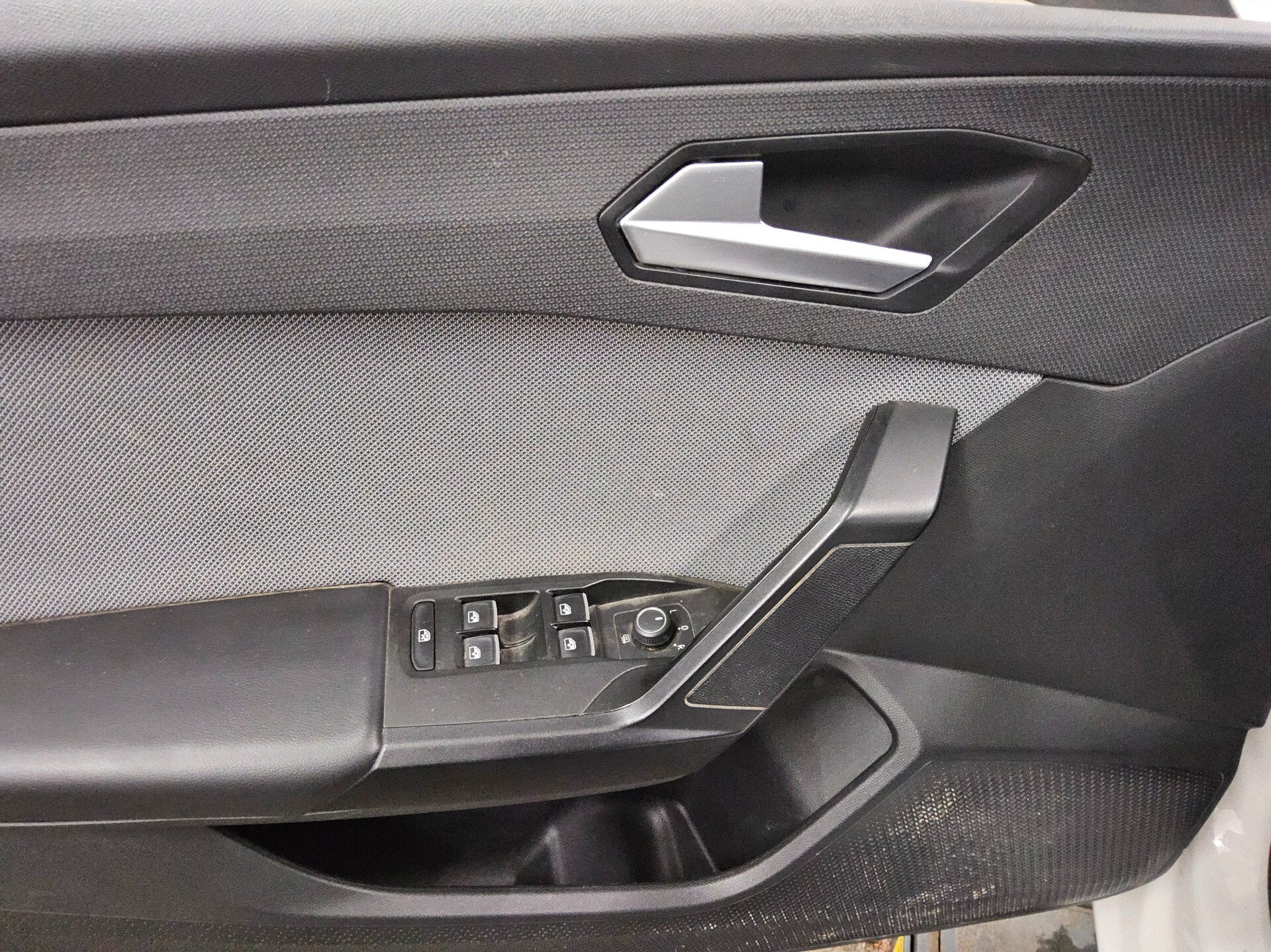 Seat Leon Sportstourer 2.0 TDI Style Navi LED Virtual 10