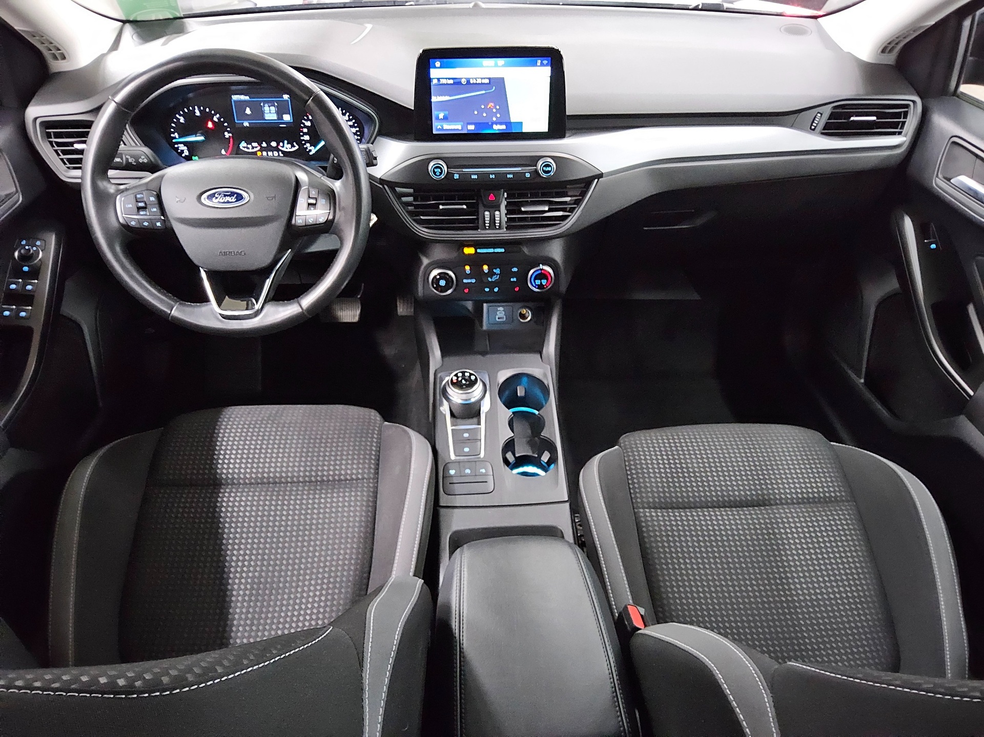 Ford Focus Turnier 1.5 EB Cool&Connect Navi LED DAB 5