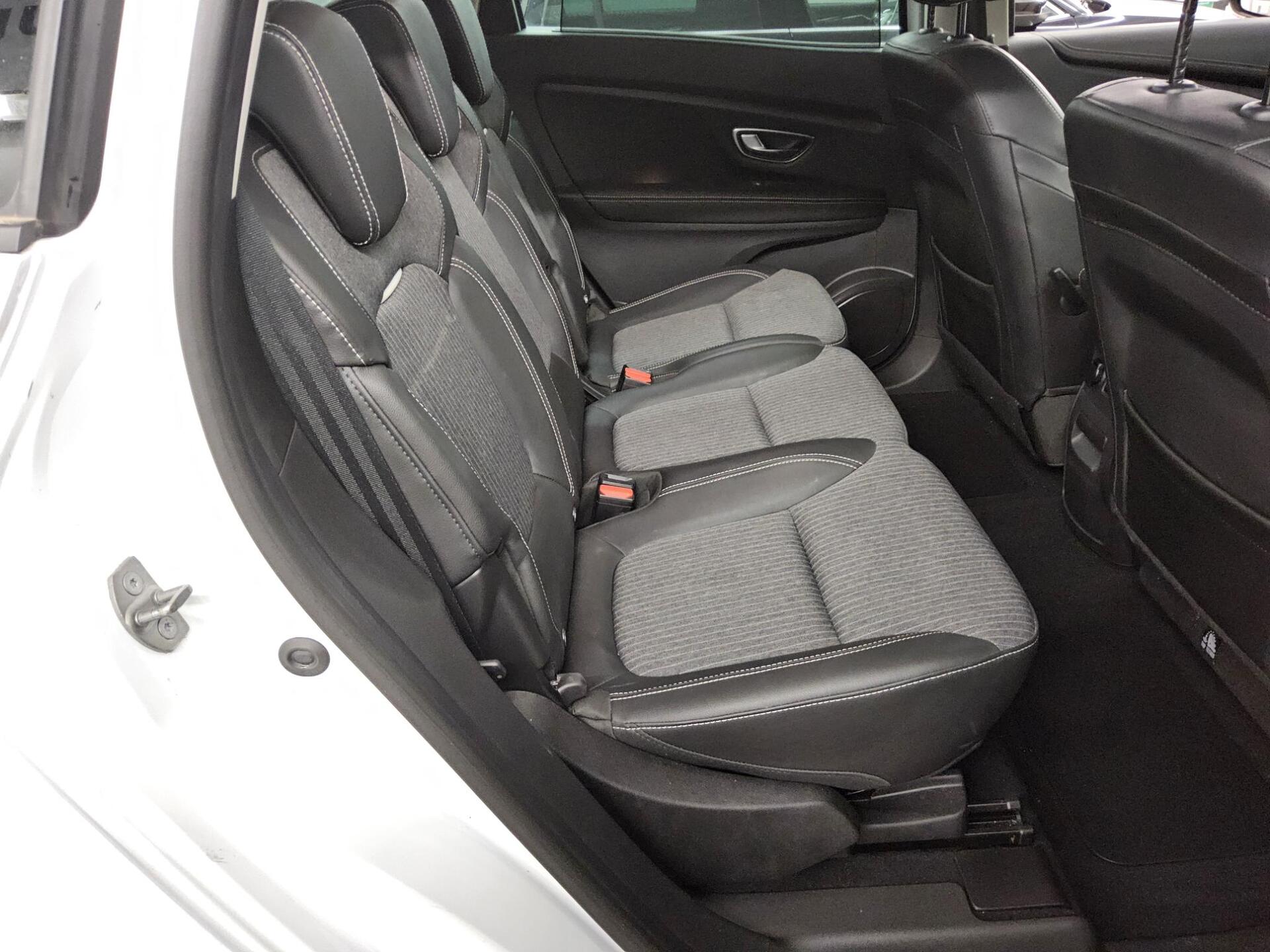 Renault Grand Scenic 1.3 TCe T-Leder Navi LED RfK PDC 13