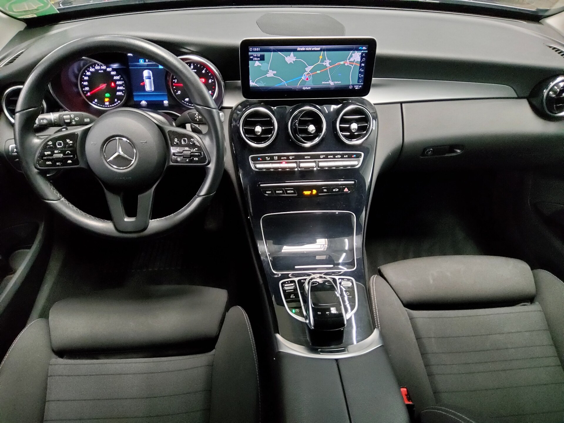 Mercedes-Benz C 200 T d Navi LED AHK Distronic+ 5