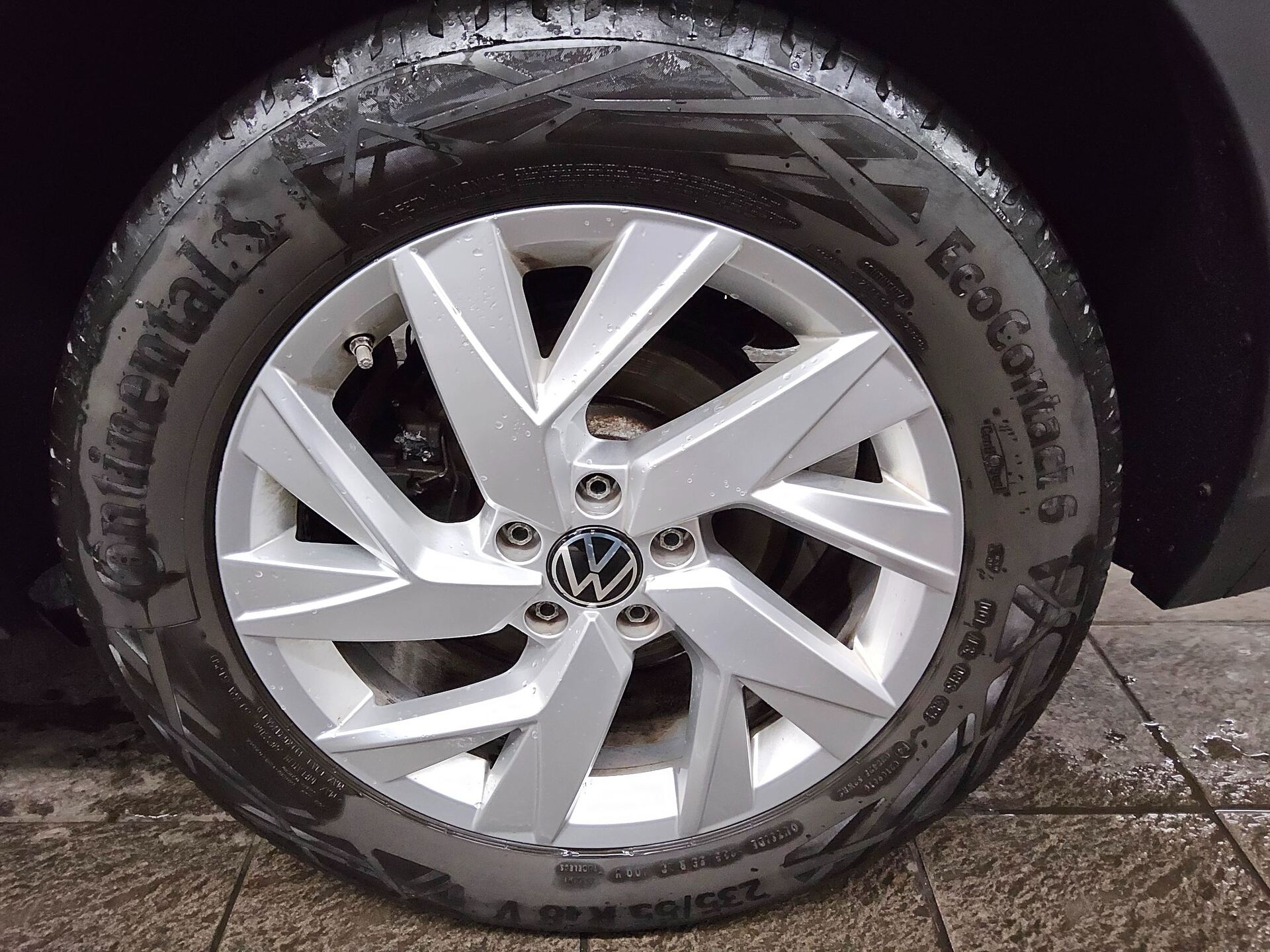 Volkswagen Tiguan 2.0 TDI 4M Elegance Matrix H-K DC HuD AHK 11