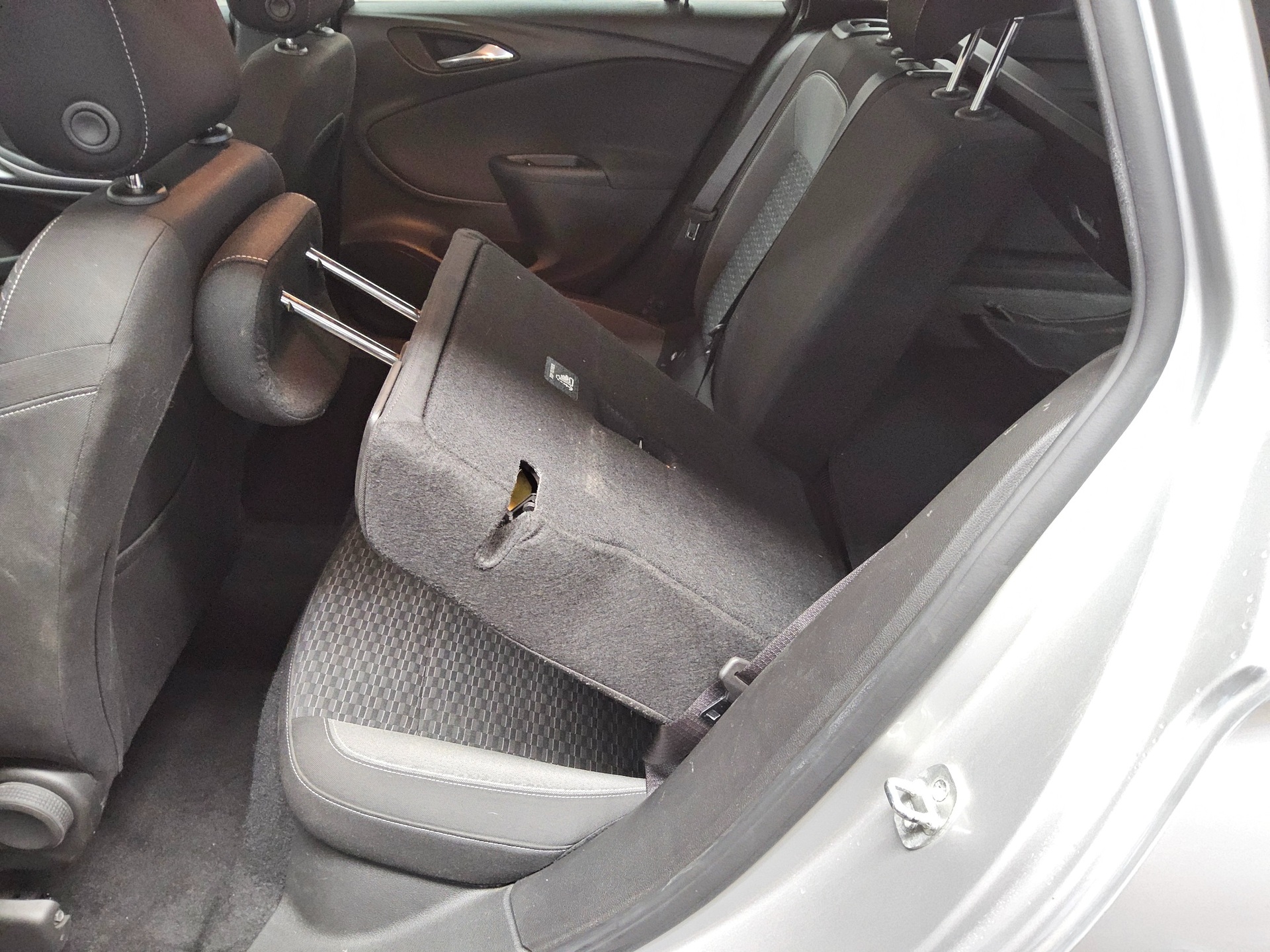 Opel Astra ST 1.5 D Edition Navi LED PDC 12