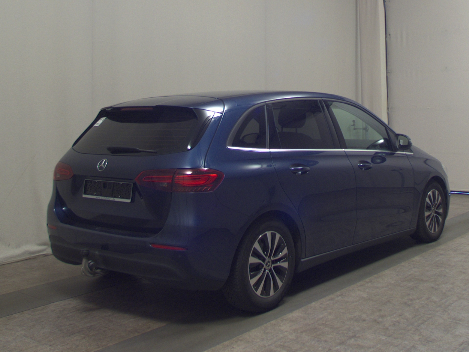 Mercedes-Benz B 200 d Navi LED el. Heckklappe AHK RFK 4