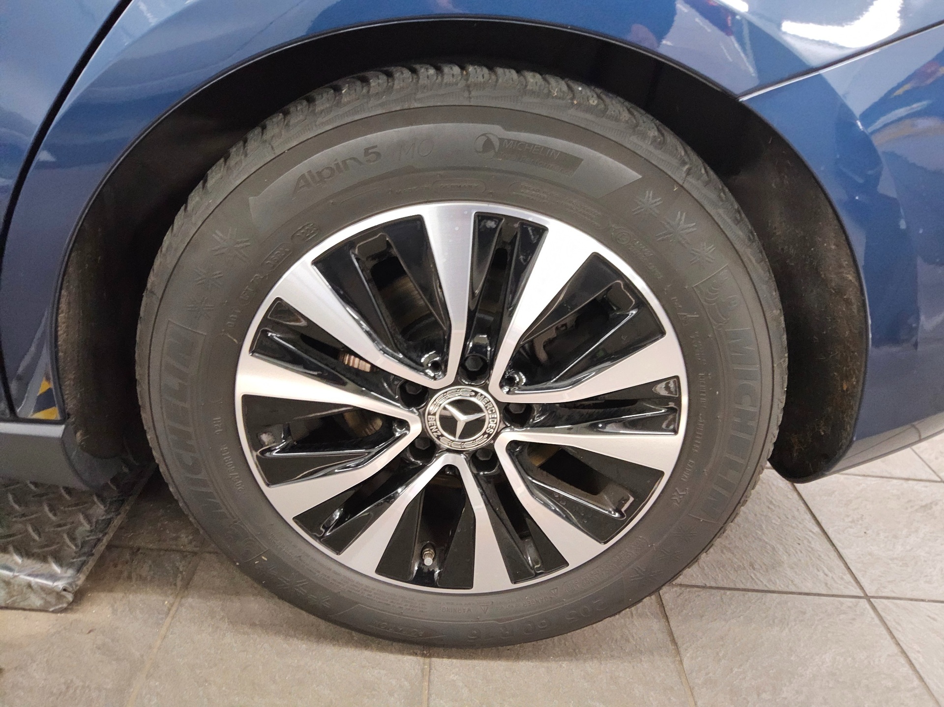 Mercedes-Benz B 200 d Navi LED el. Heckklappe AHK RFK 11