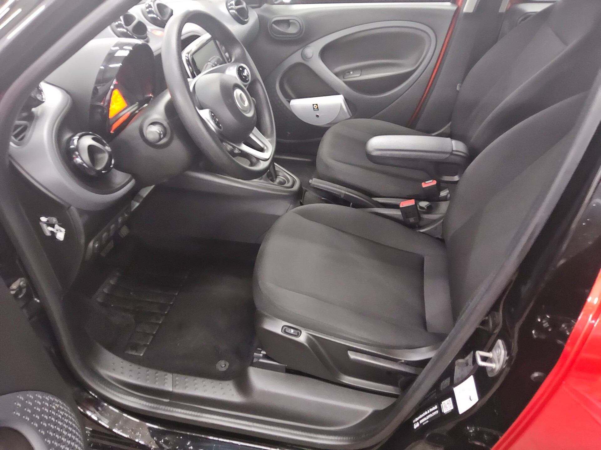 Smart ForFour EQ PDC SHZ 8