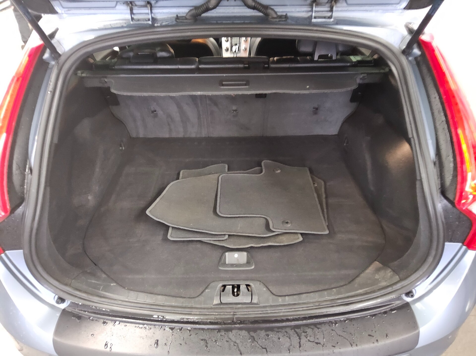 Volvo V60 D3 Kinetic Leder Navi Xenon PDC Shz Memory 11