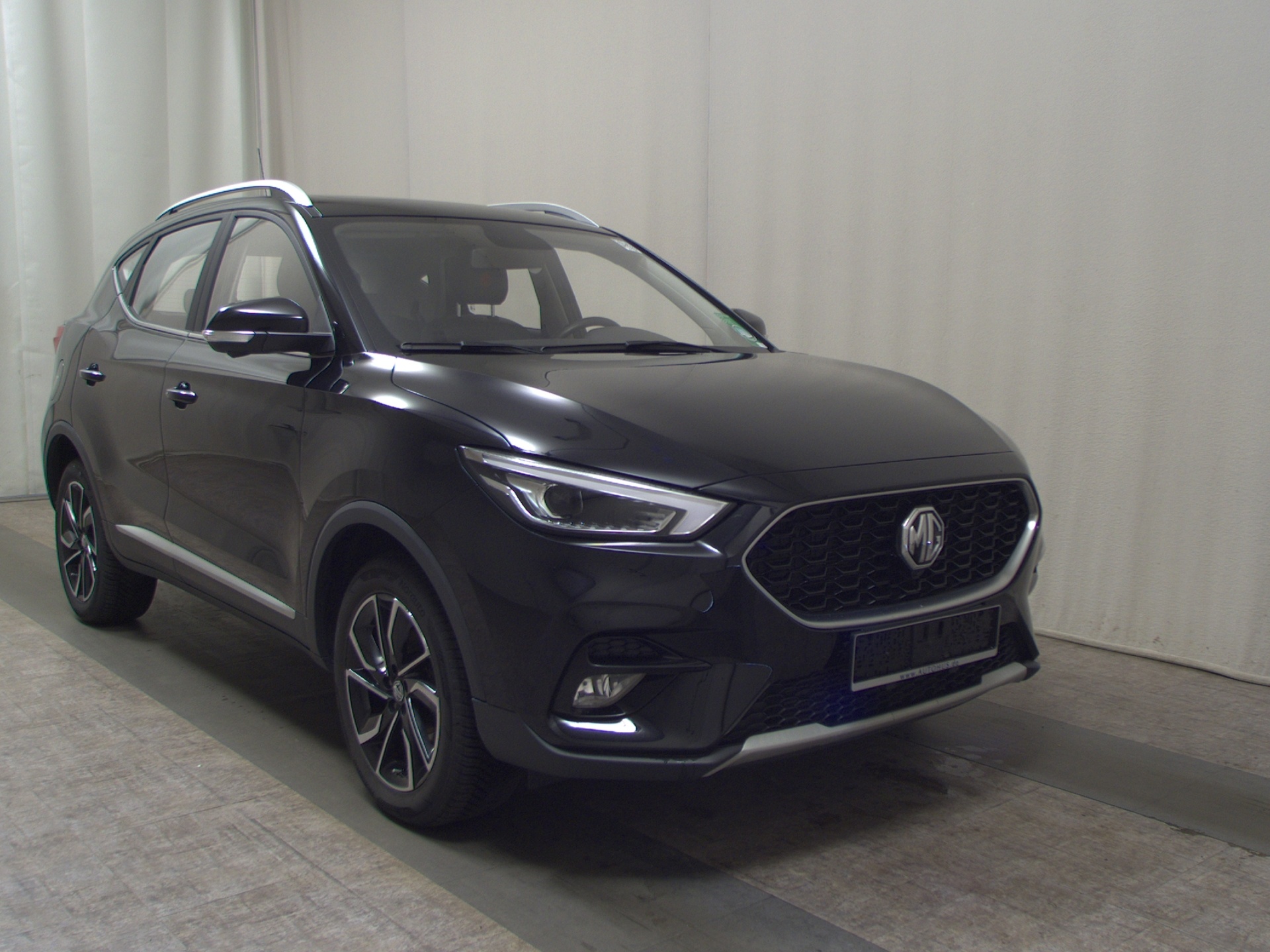 MG ZS 1.5 VTi Navi LED Pano Leder RfK PDC 3
