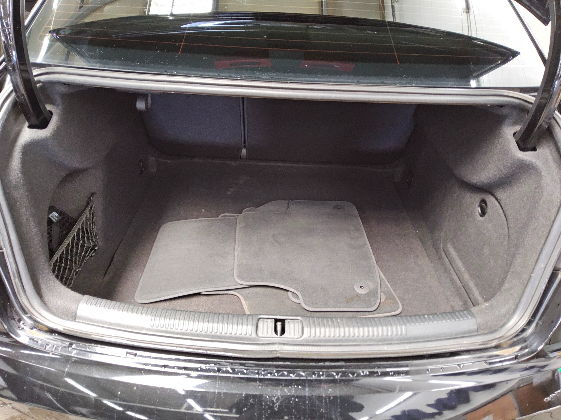 Audi A3 Lim. 30 TFSI Navi Xenon Shz PDC Tempomat MMI 10