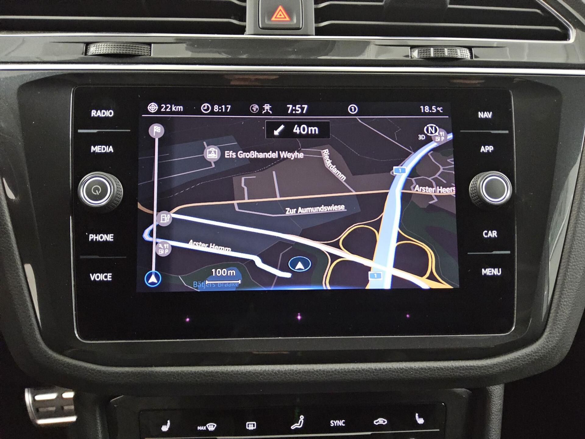 Volkswagen Tiguan 2.0 TDI R-Line Navi AID Matrix 7