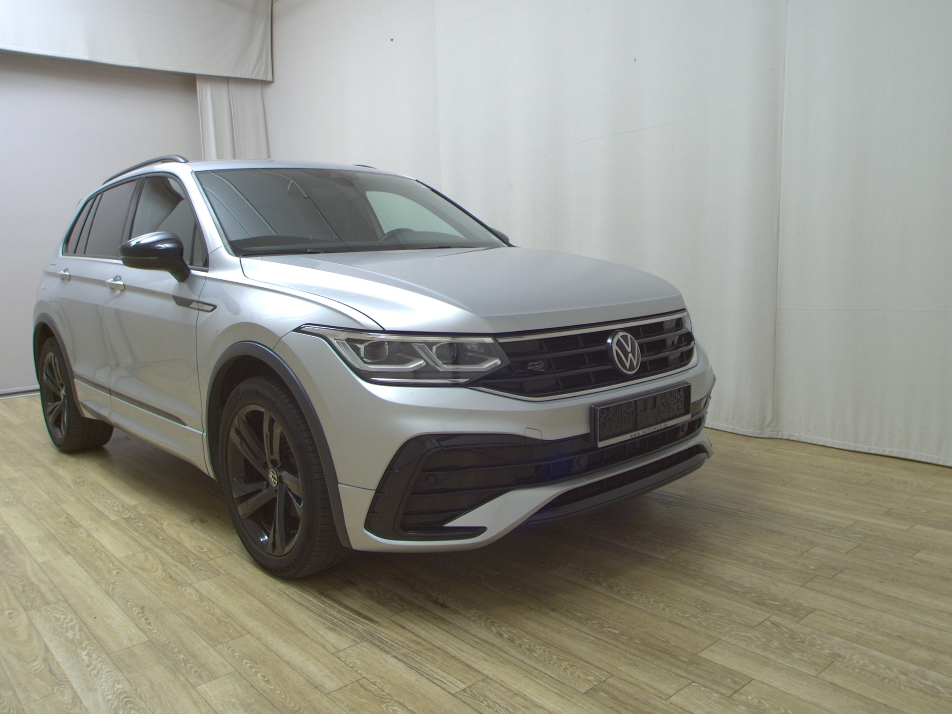 Volkswagen Tiguan 2.0 TDI R-Line Navi AID Matrix 3
