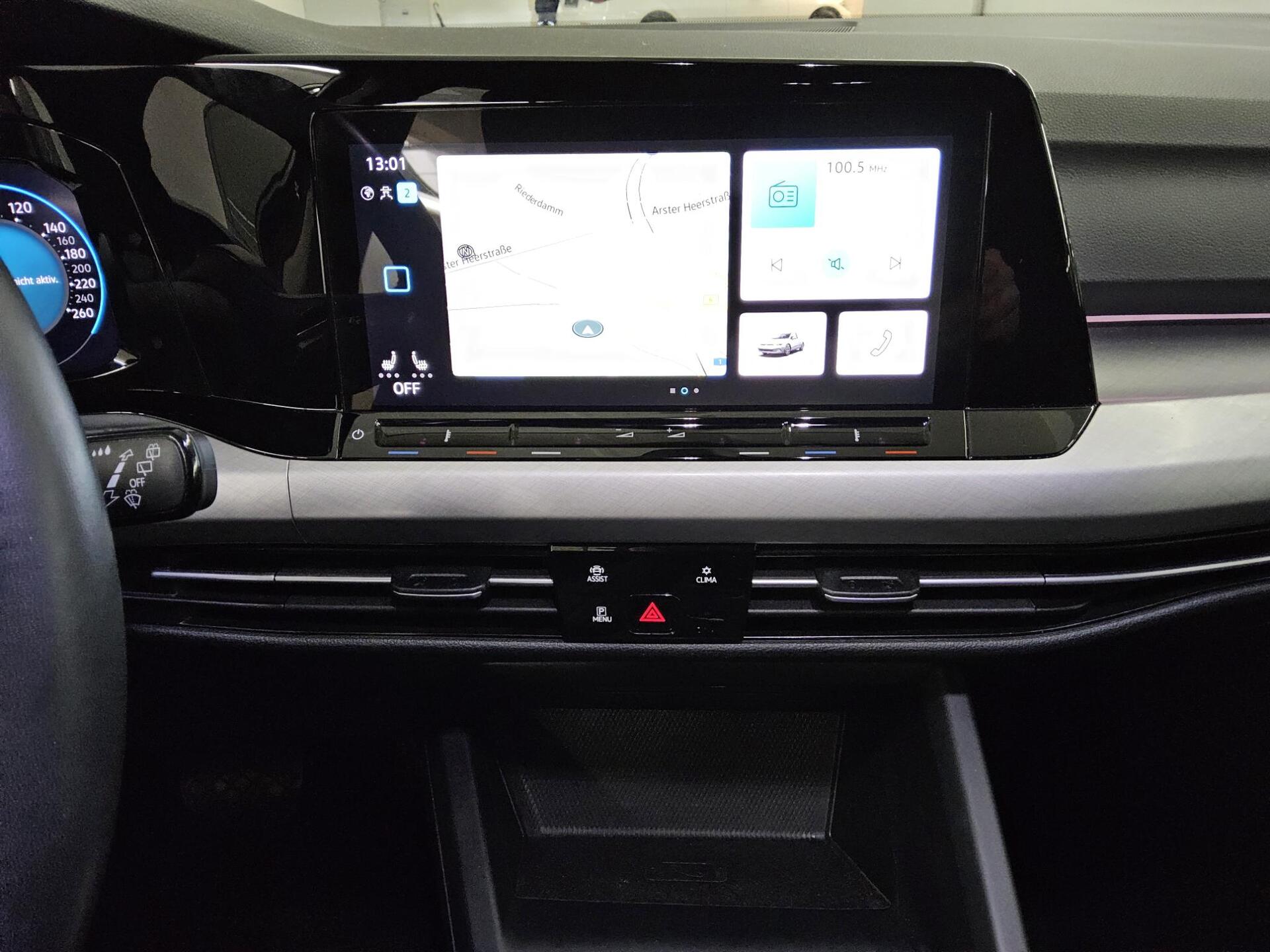 Volkswagen Golf-8 Var. 2.0 TDI Life Navi LED AID ACC RFK 7