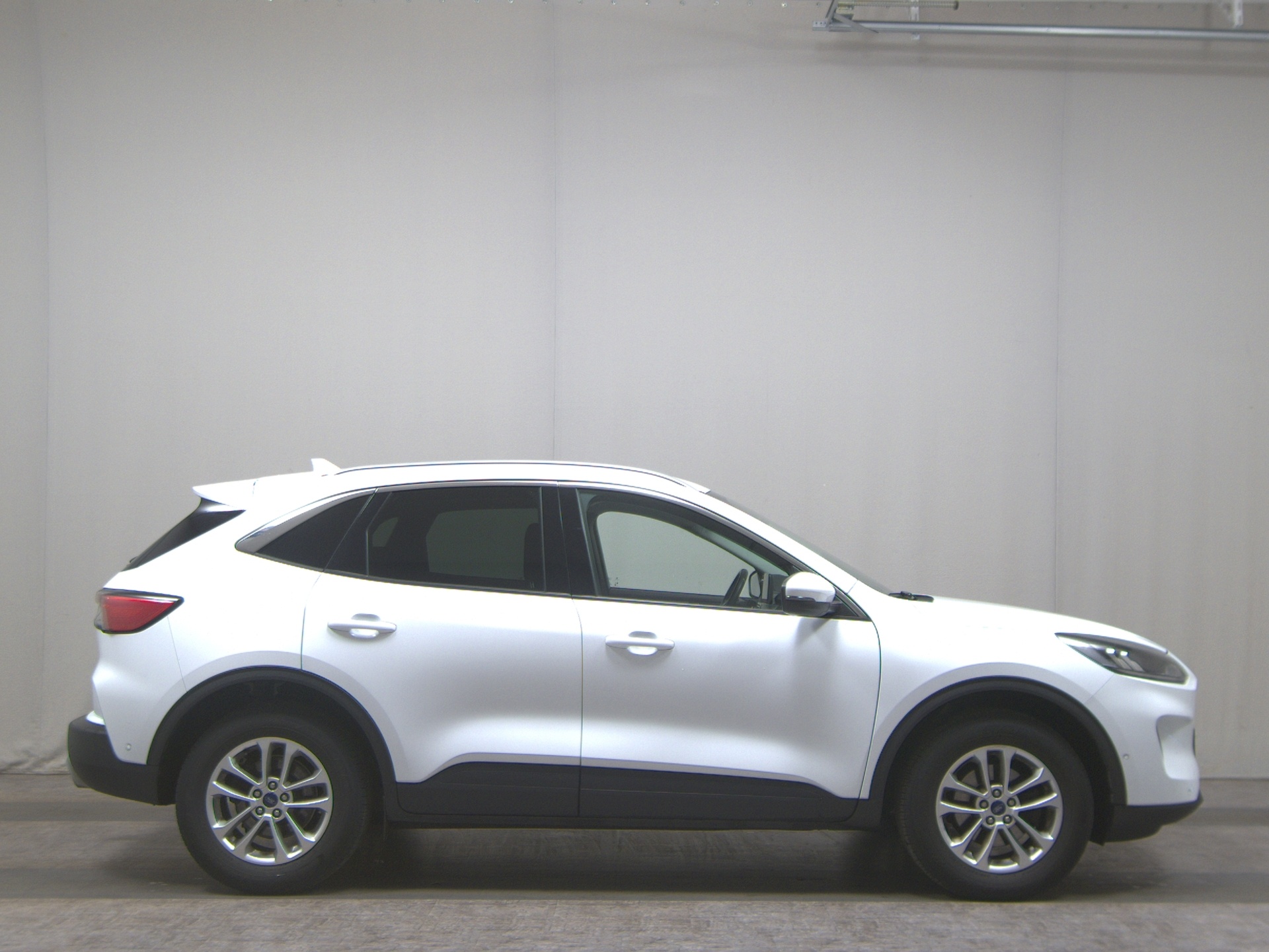 Ford Kuga 2.0 EB Titanium Navi PDC AHK ACC Keyless