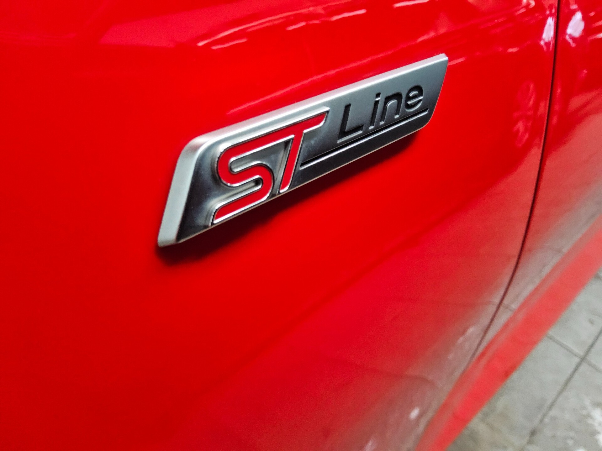 Ford Focus Turnier 2.0 EB ST-Line Navi AHK LED ACC 11