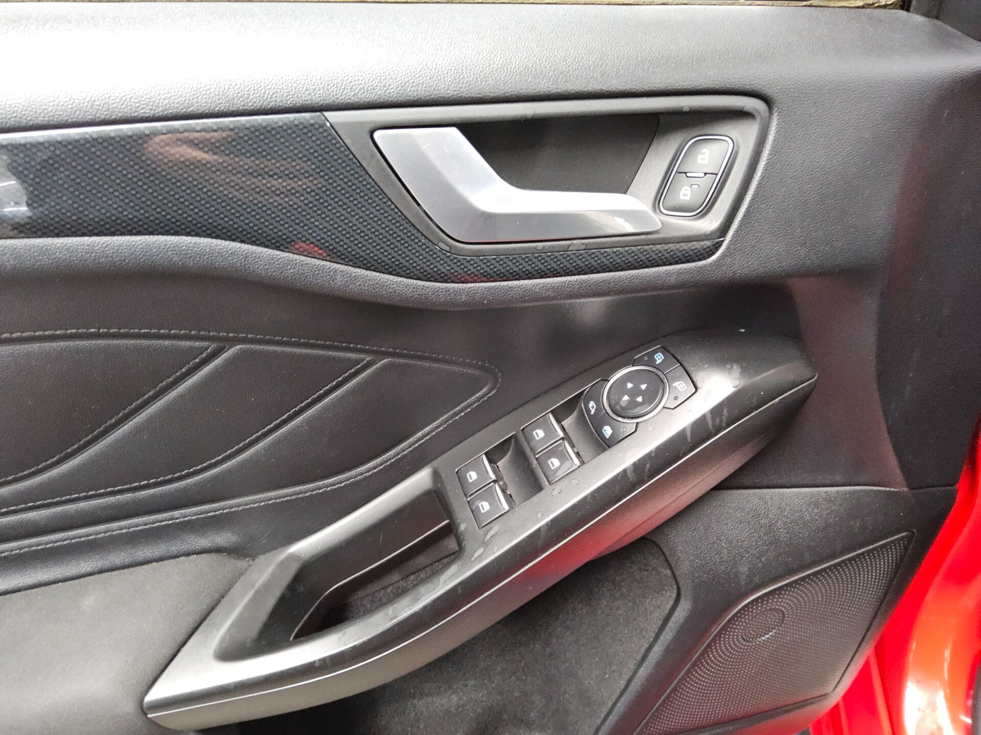 Ford Focus Turnier 2.0 EB ST-Line Navi AHK LED ACC 9