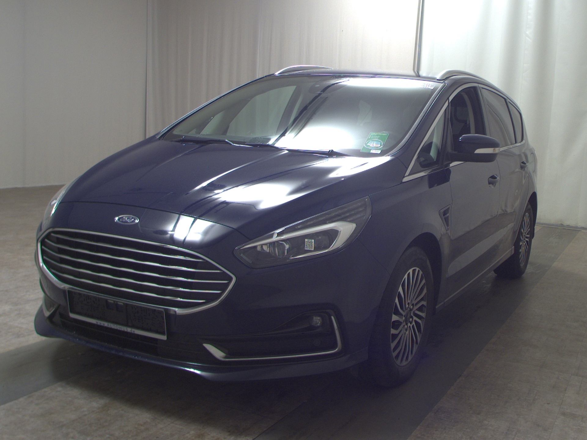 Ford S-Max 2.0 EB Titanium Navi LED RfK AHK DAB PDC 2