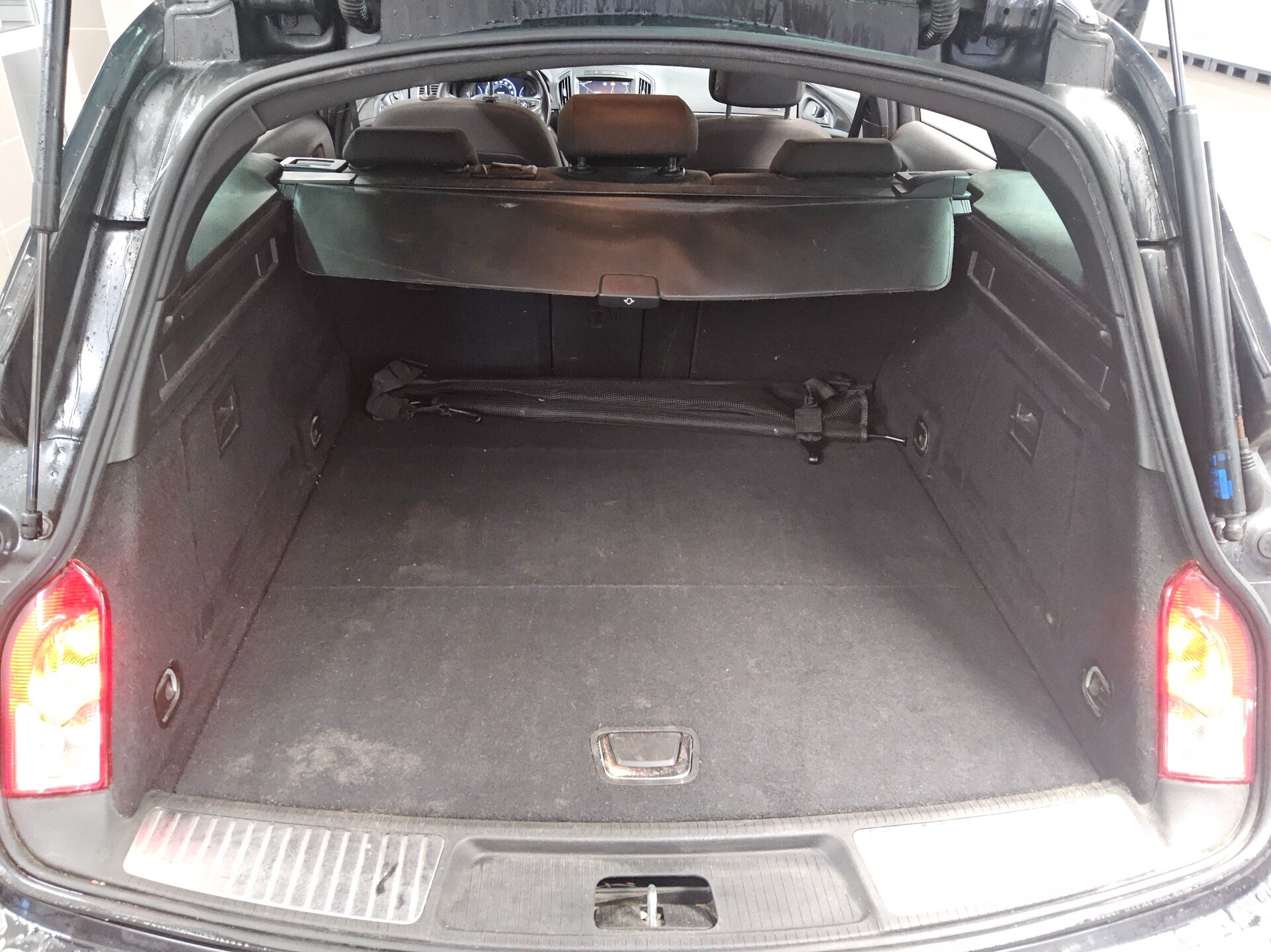 Opel Insignia ST 2.0 CDTI Navi Xenon PDC SHz 11