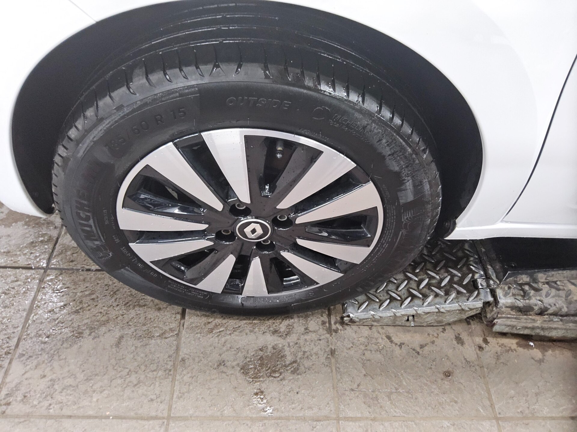 Renault Twingo Electric Techno Electric Navi Shz RFK 10