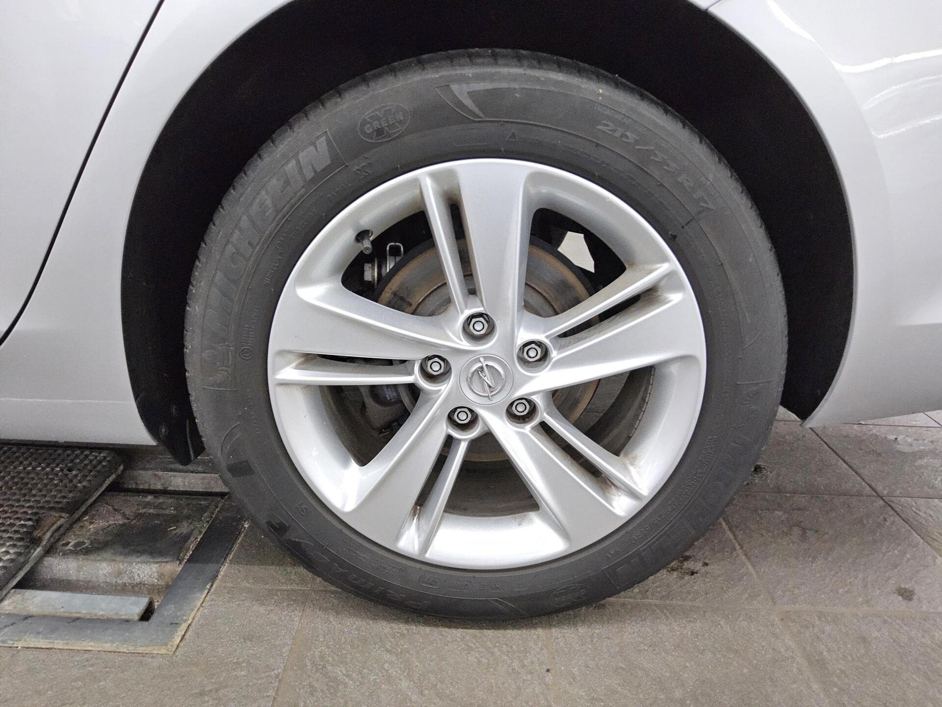 Opel Insignia ST 1.5 D Business Ed. Navi LED AHK PDC 10