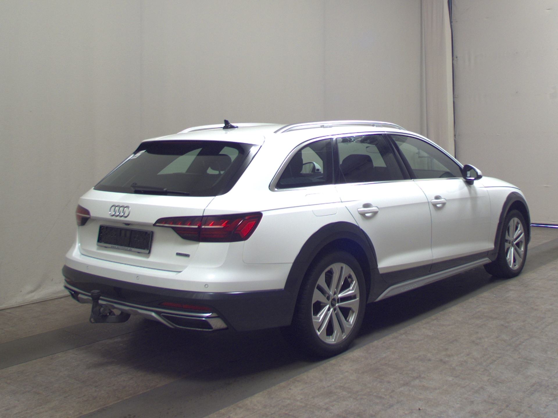 Audi A4 Allroad 40 TDI Qu. Navi+ vc LED AHK ACC RFK 4