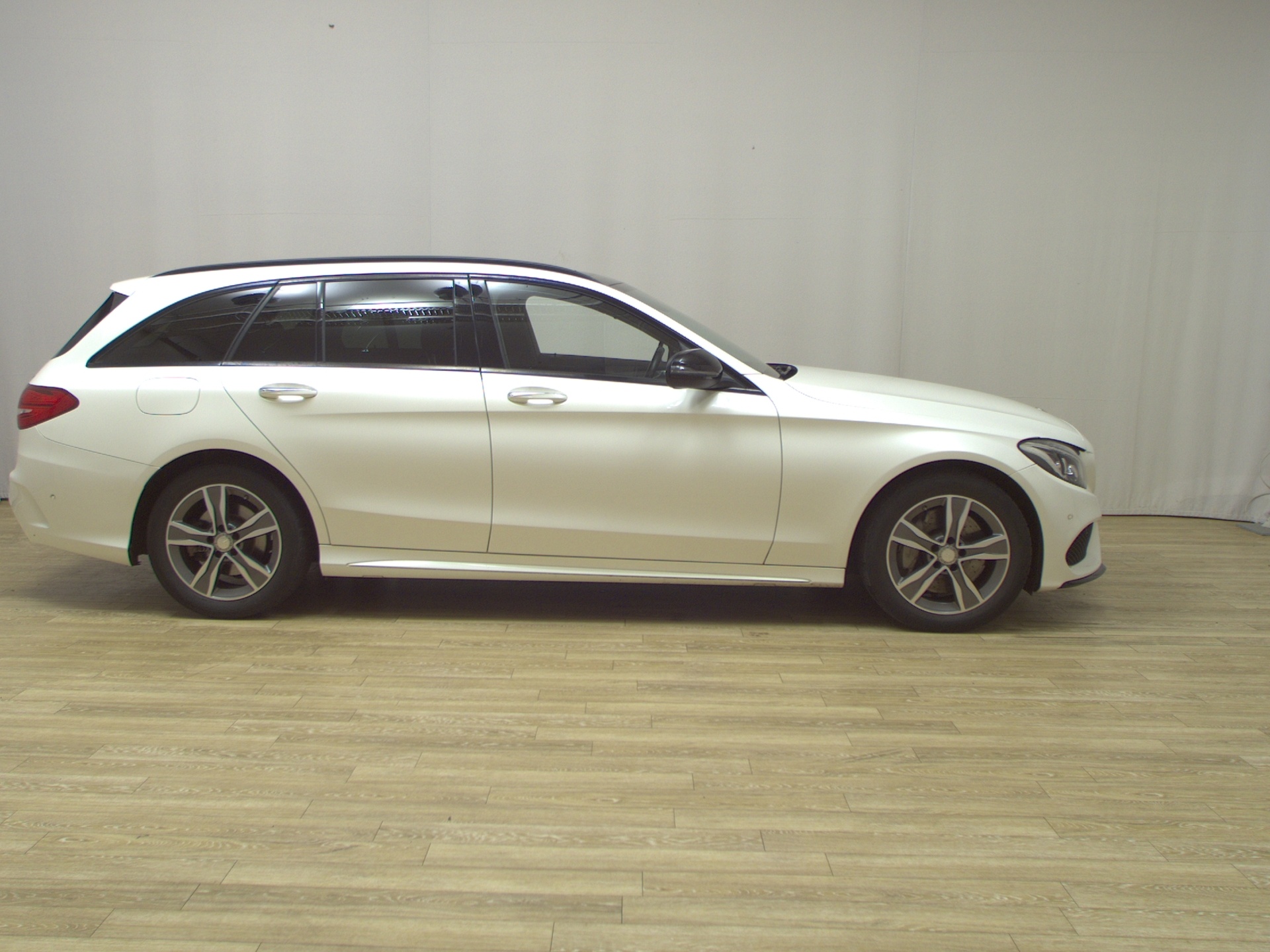 Mercedes-Benz C 250 T d 4M AMG-Line Navi Pano Burmester LED