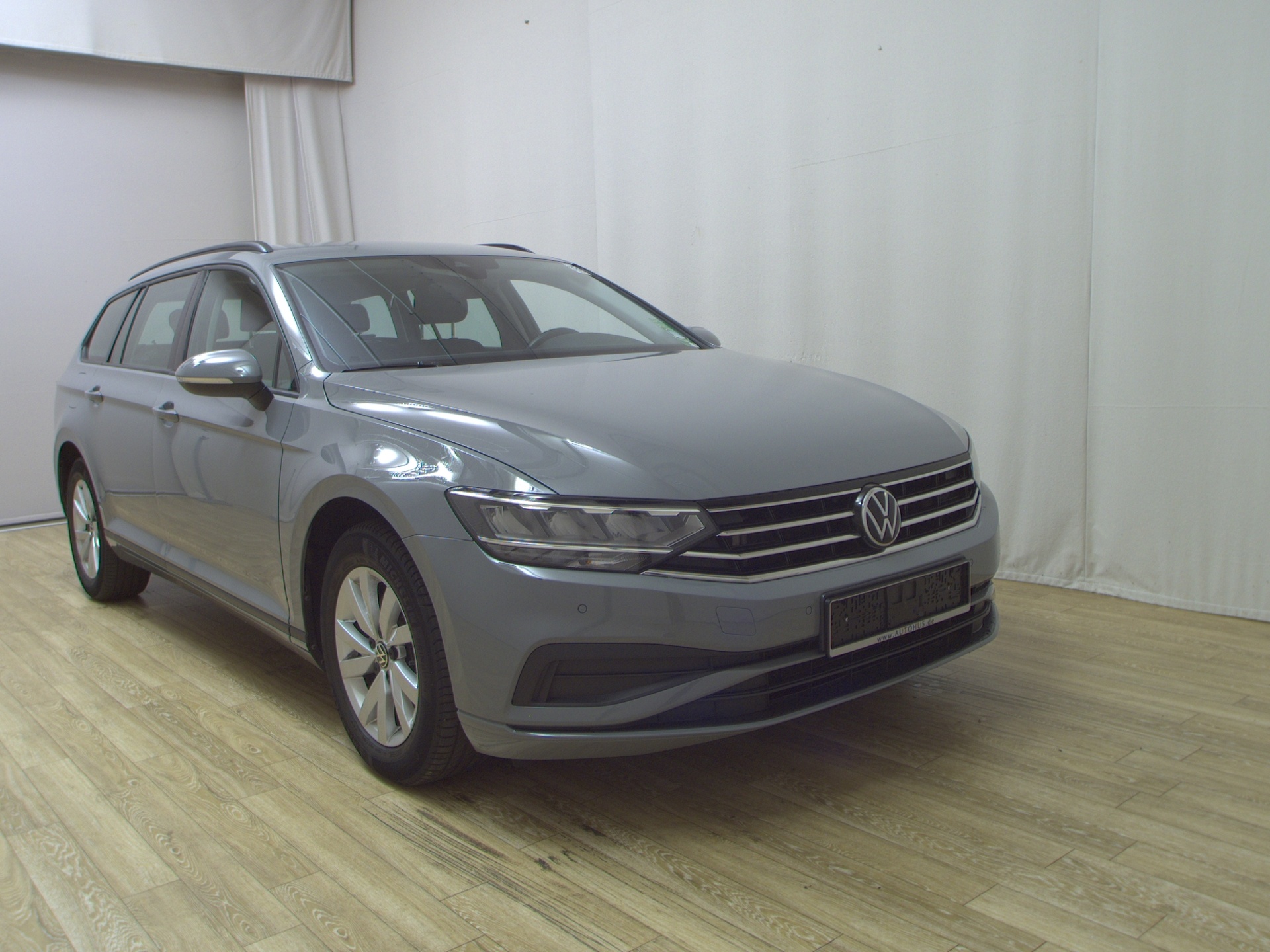 Volkswagen Passat Variant 2.0 TDI Navi LED Shz el.Heck RFK 3