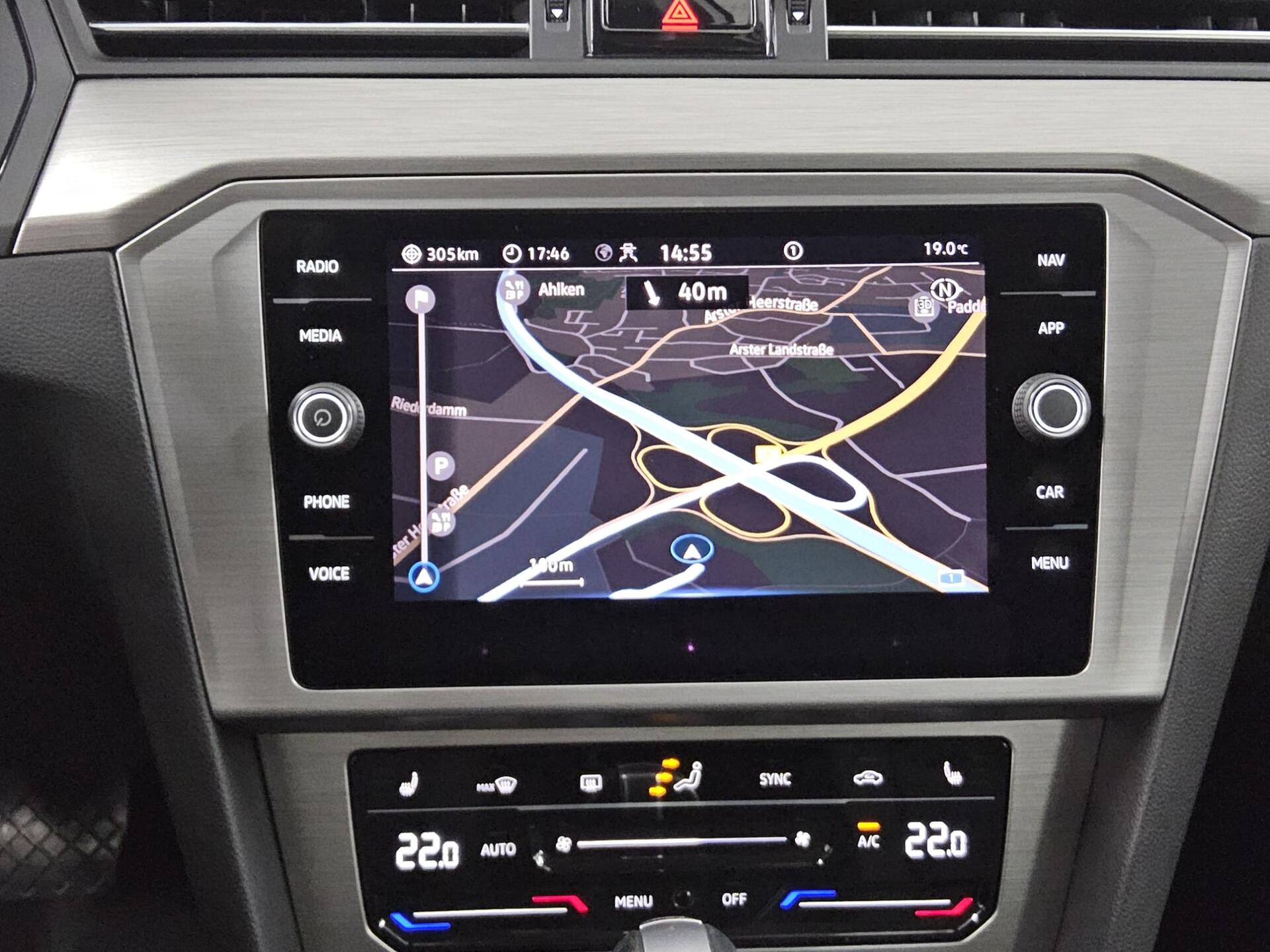 Volkswagen Passat Variant 2.0 TDI Navi LED Shz el.Heck RFK 7