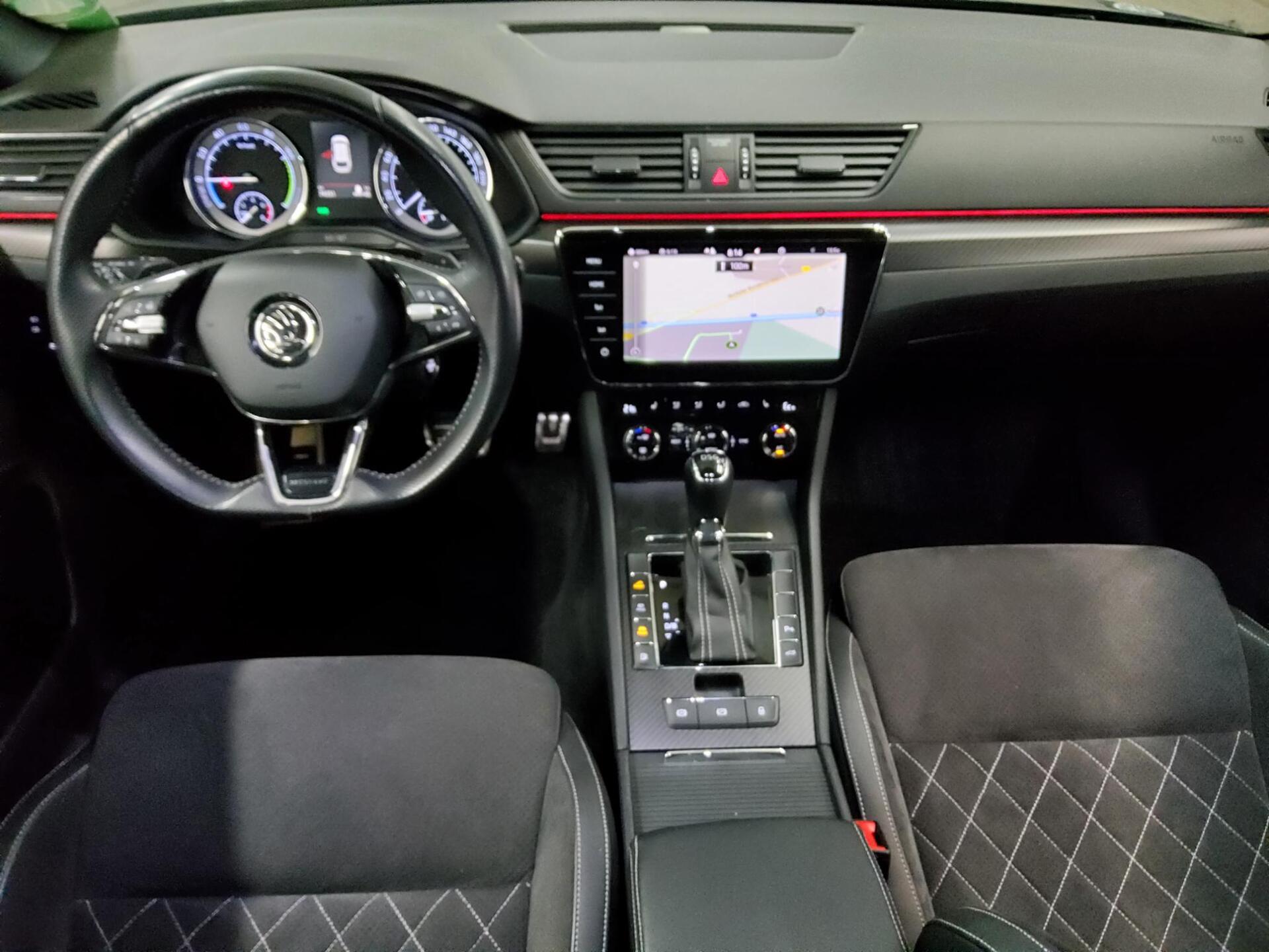 Skoda Superb Kombi 1.4 TSI iV SportLine Navi LED RFK 5