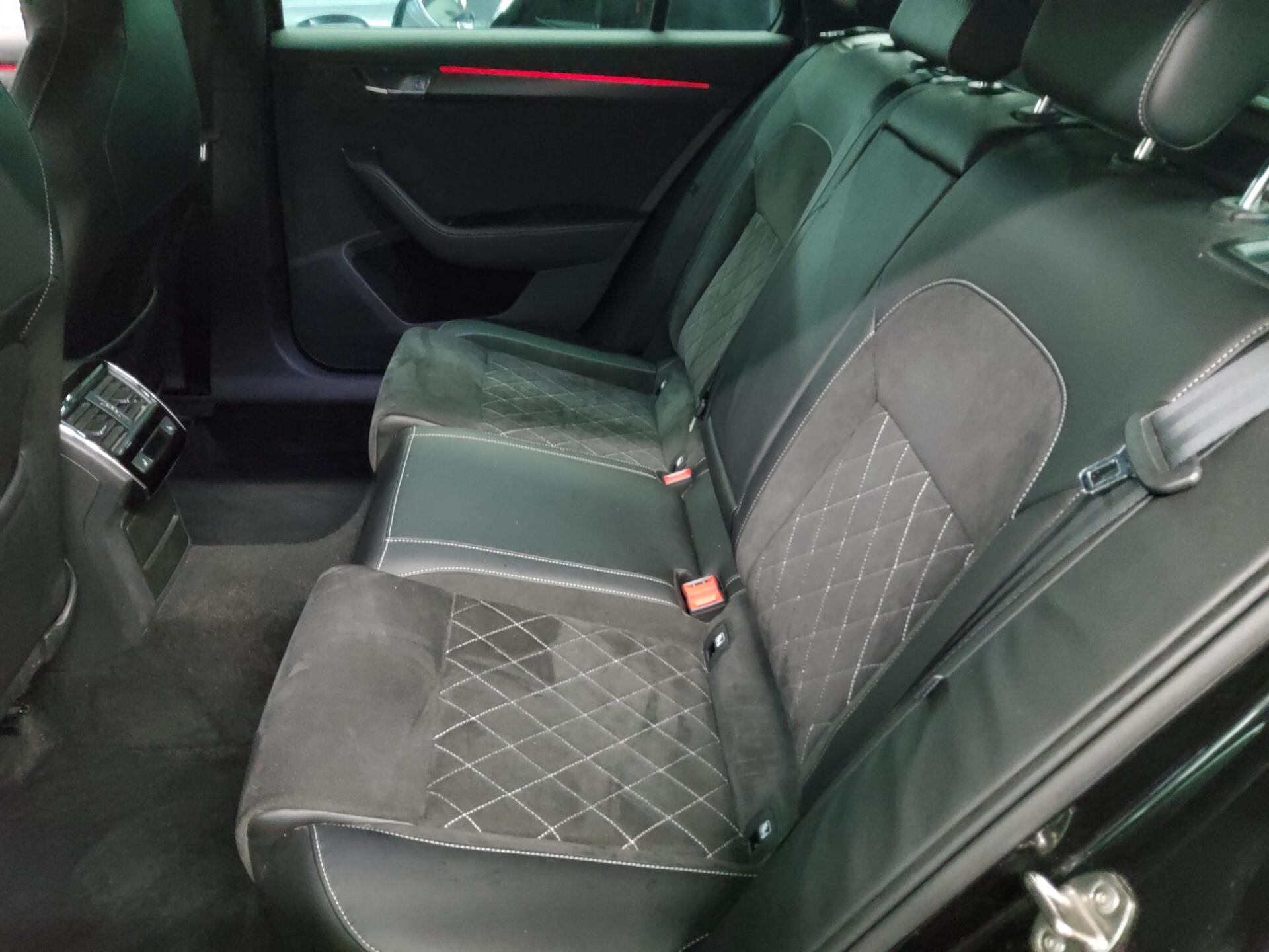 Skoda Superb Kombi 1.4 TSI iV SportLine Navi LED RFK 13