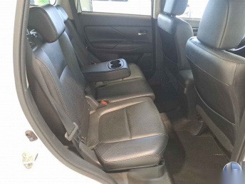 Mitsubishi Outlander 7-SITZER LEDER SHZ NAVI XENON 6