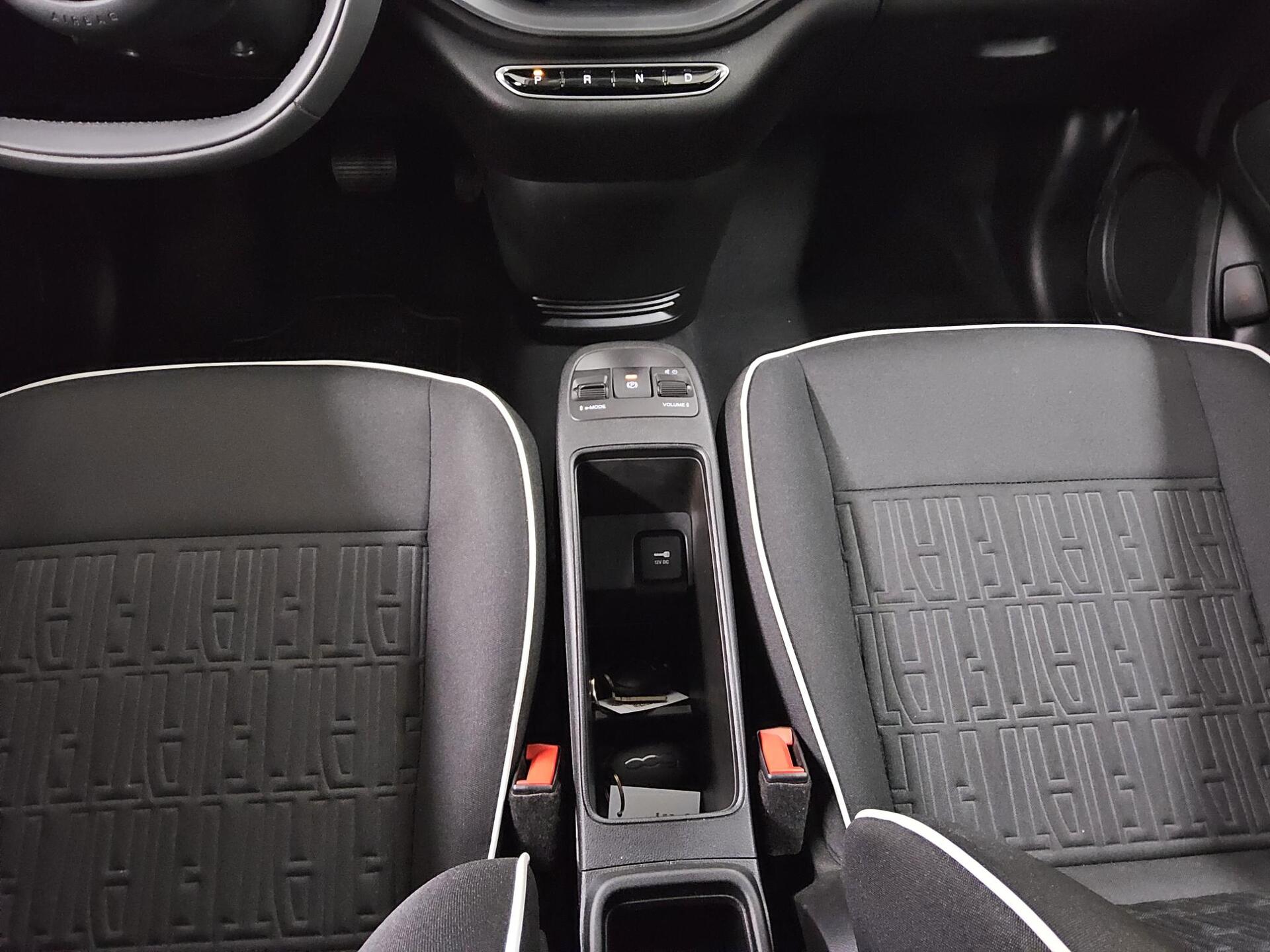 Fiat 500e 6