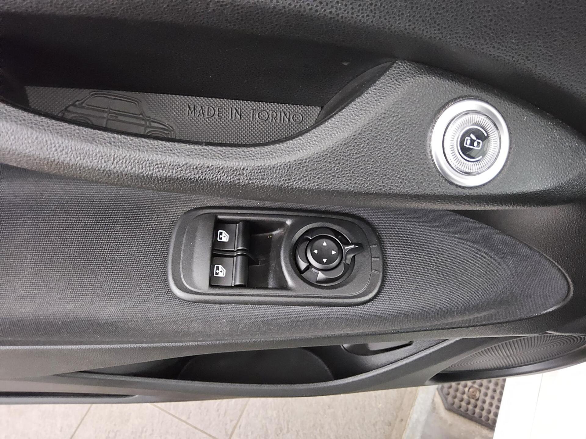 Fiat 500e 10