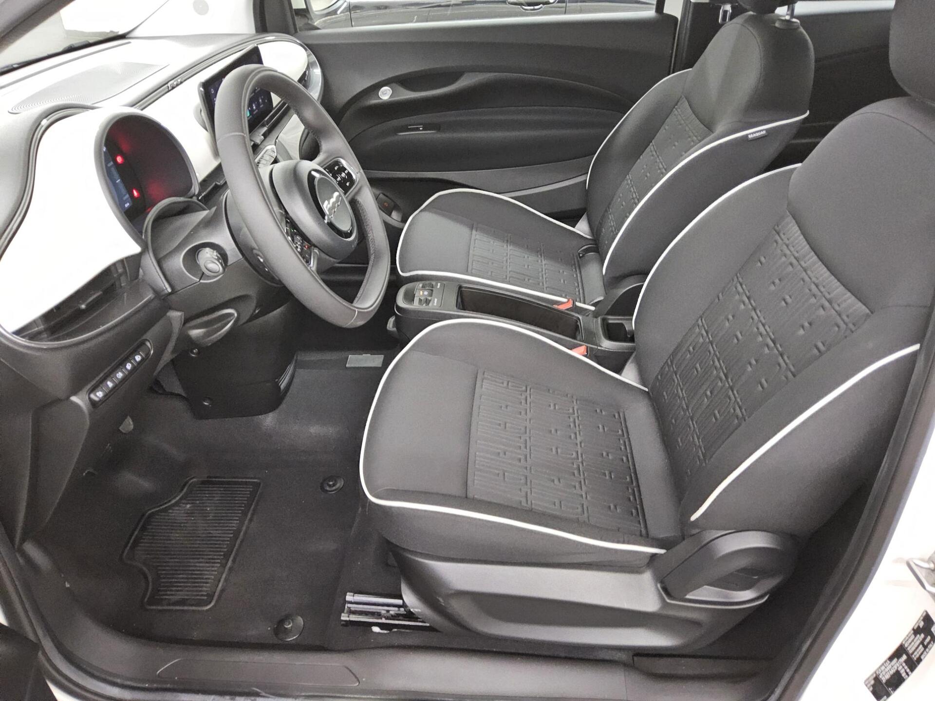 Fiat 500e 9