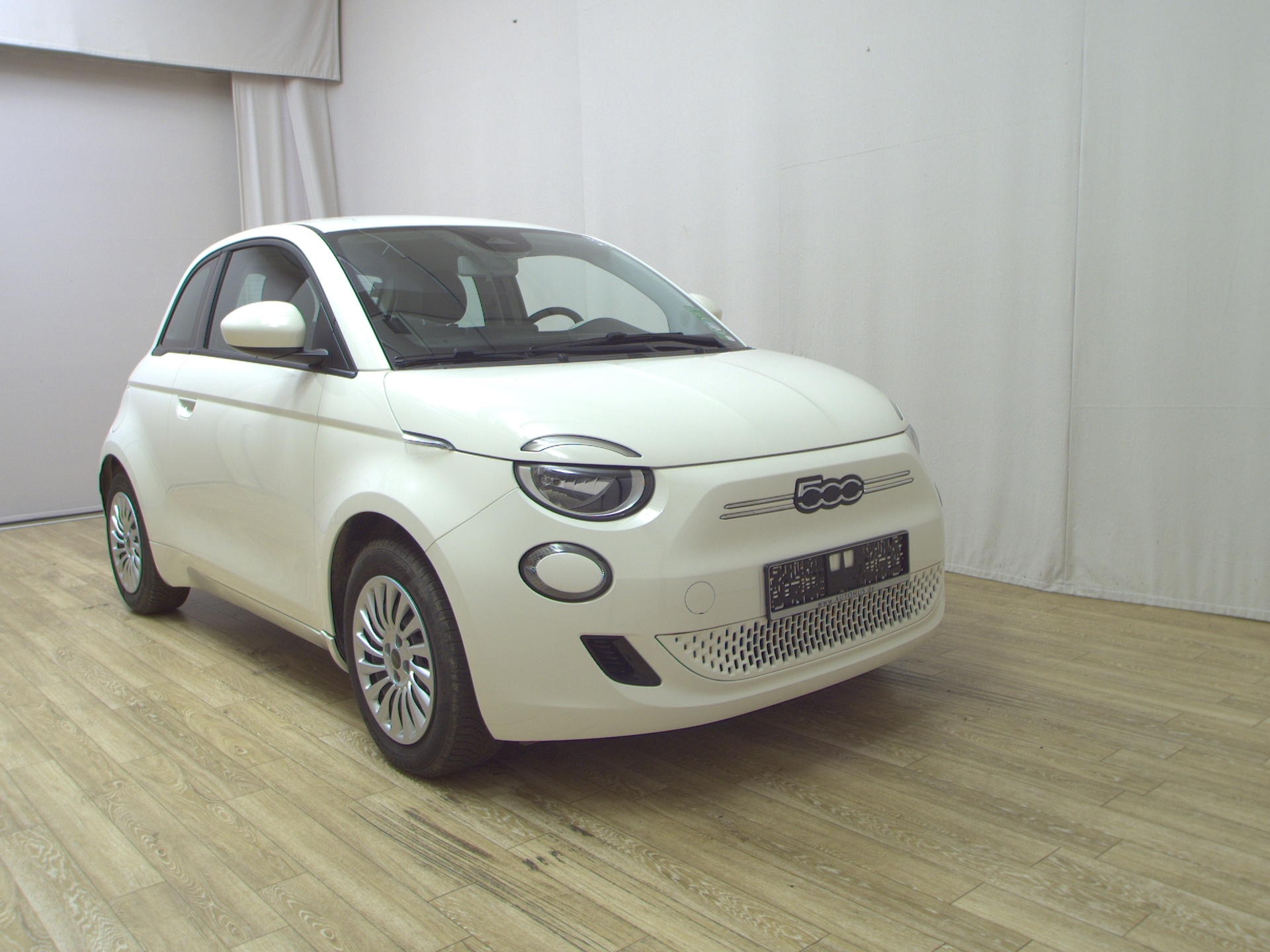 Fiat 500e 3