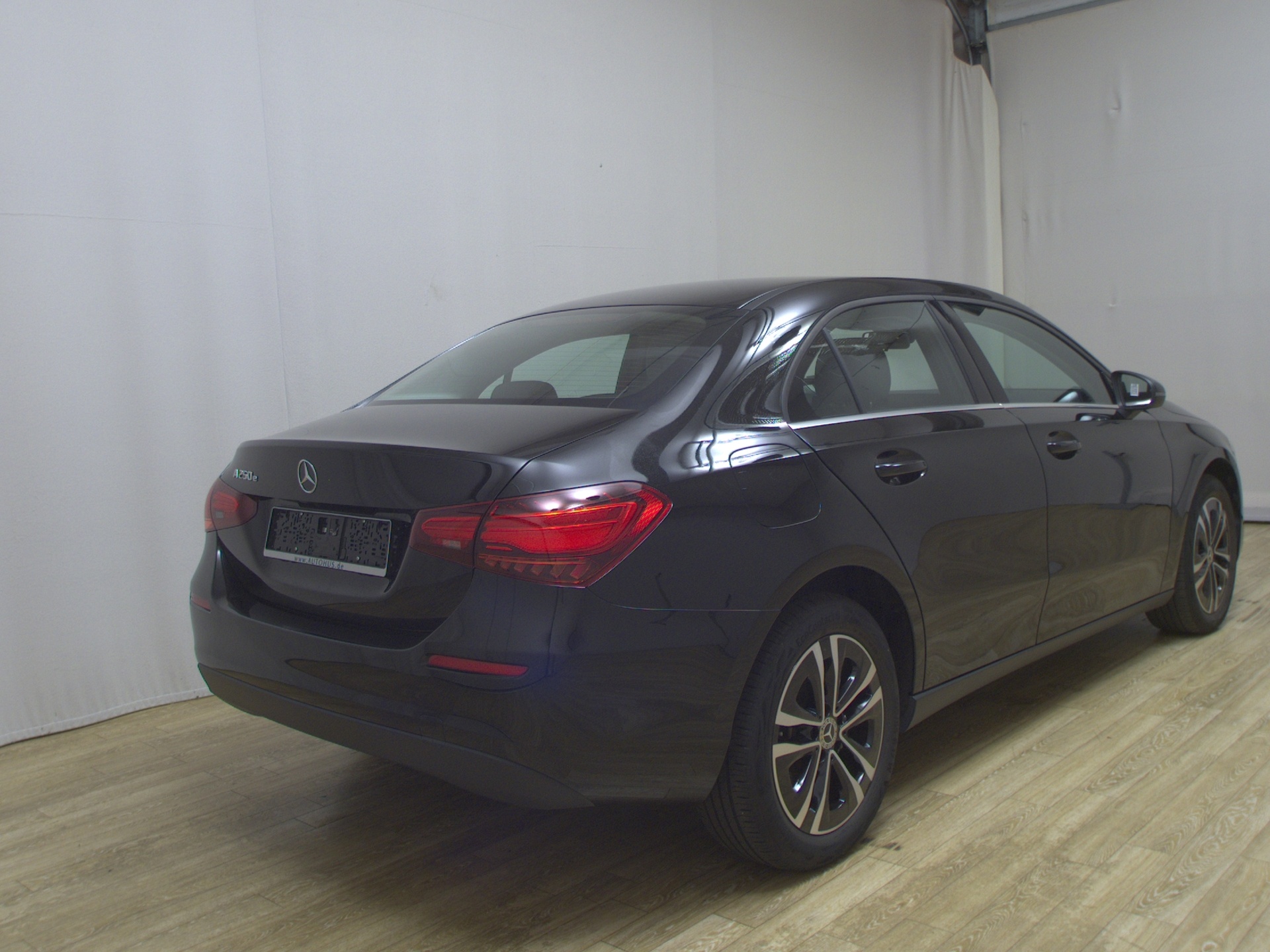 Mercedes-Benz A 250 e Navi Shz RFK 4
