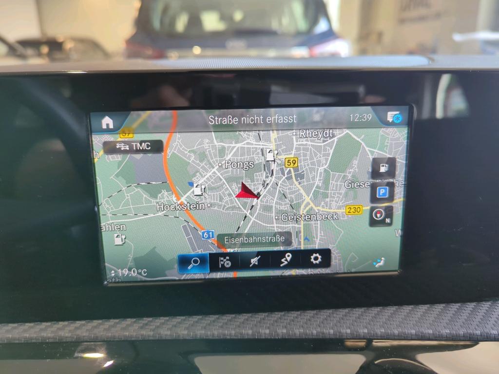 Mercedes-Benz CLA 250 Shooting Brake e Navi LED MBUX T-Leder 9