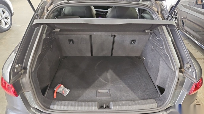 Audi A3 Sportback 35 TDI S-Line NAVI LED SHZ PDC 11