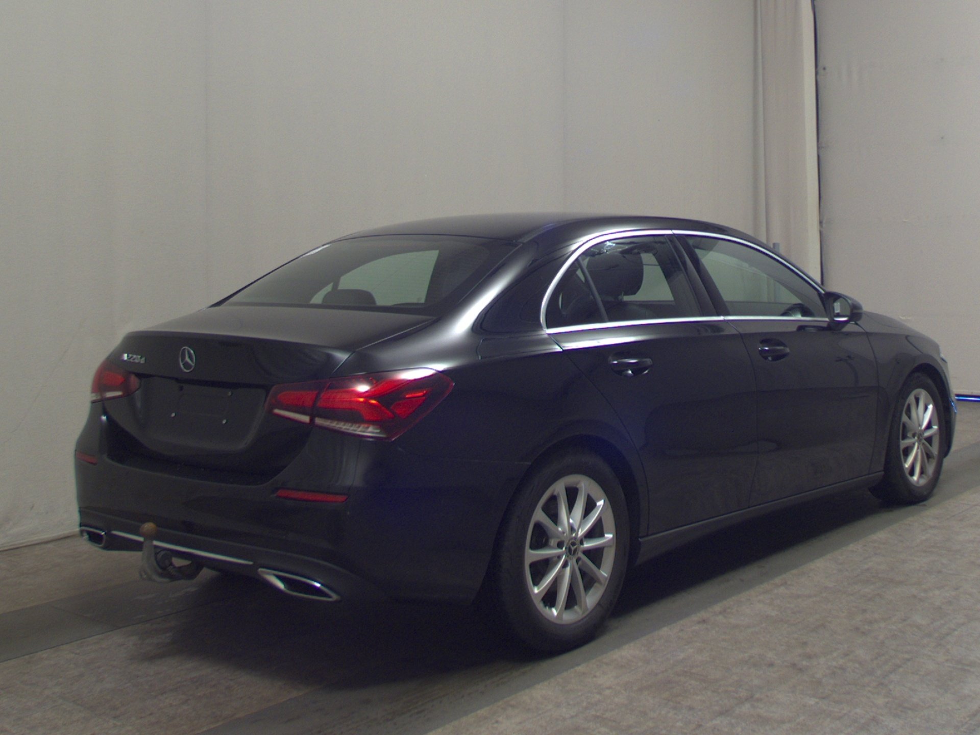 Mercedes-Benz A 220 d 4