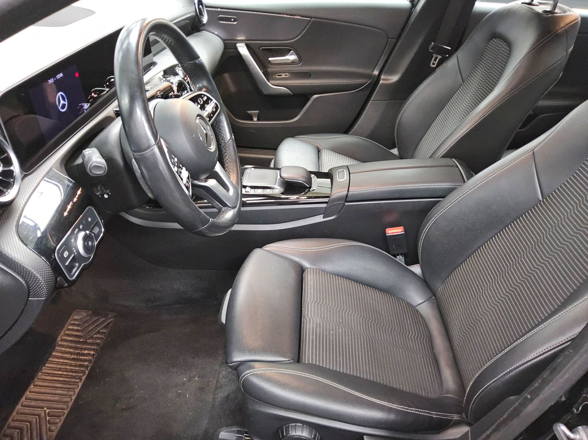Mercedes-Benz A 220 d 9