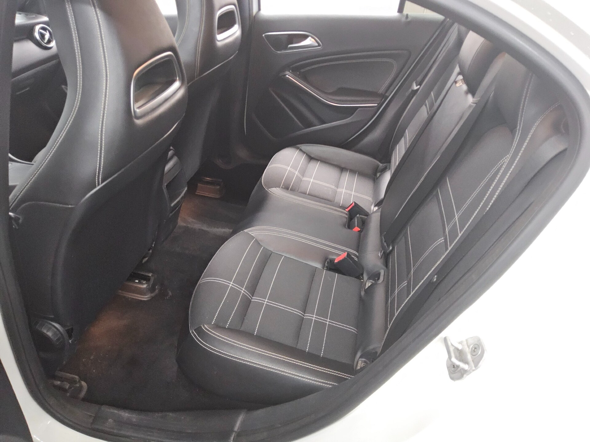 Mercedes-Benz A 220 CDI Urban Xenon Night Navi 12
