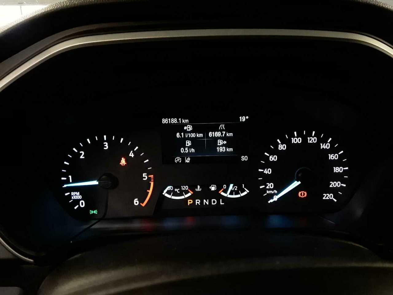 Ford Kuga 1.5 EB Cool&Connect PDC 10