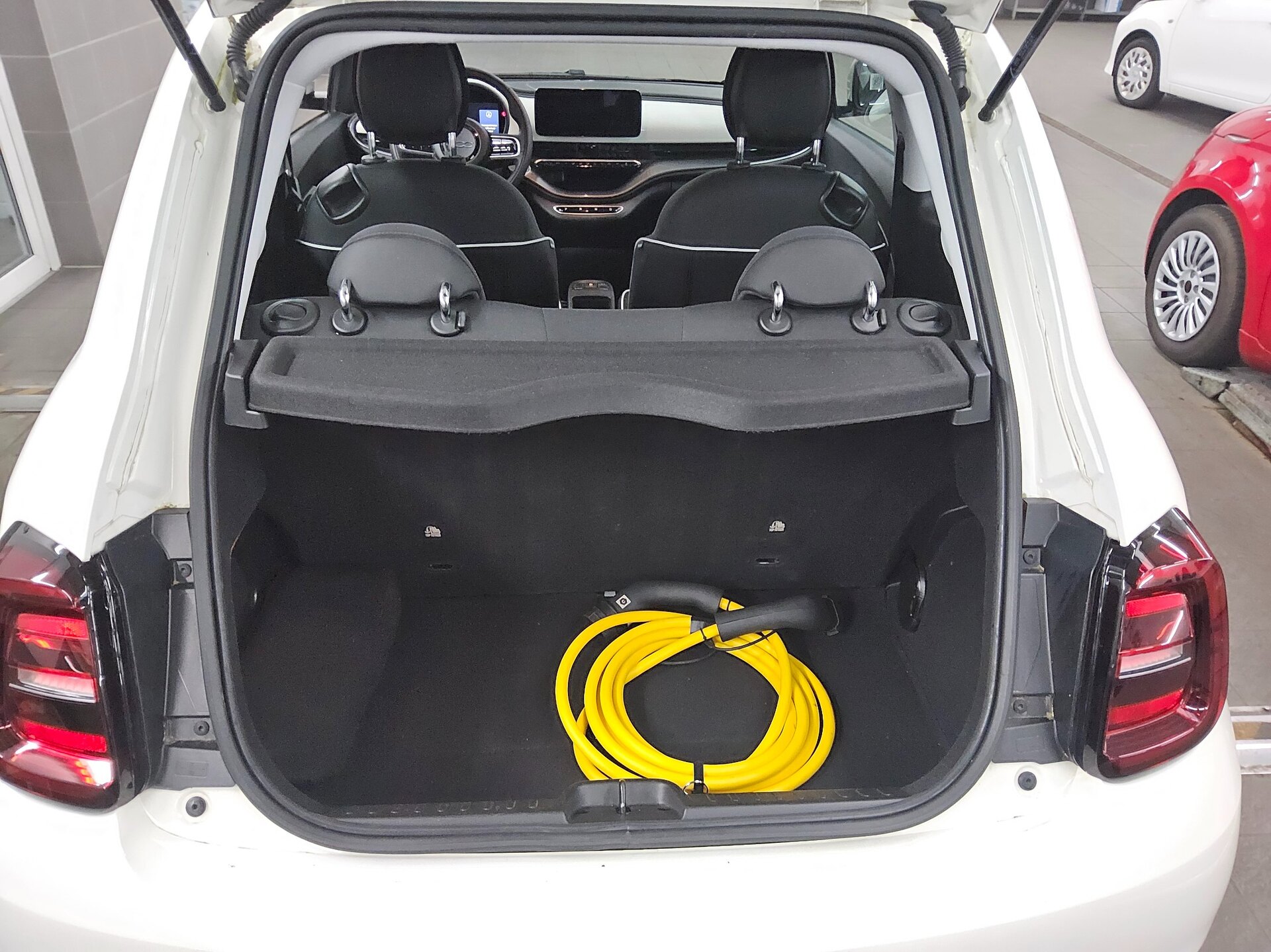 Fiat 500e 12
